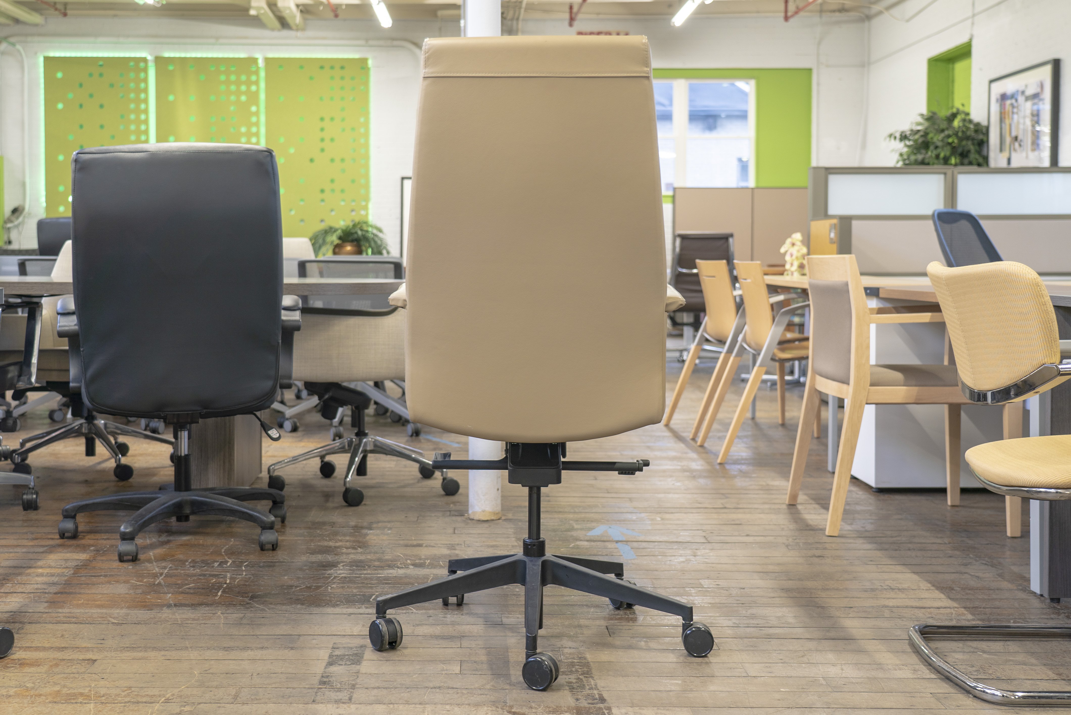 krug-c5-high-back-leather-executive-conference-chairs