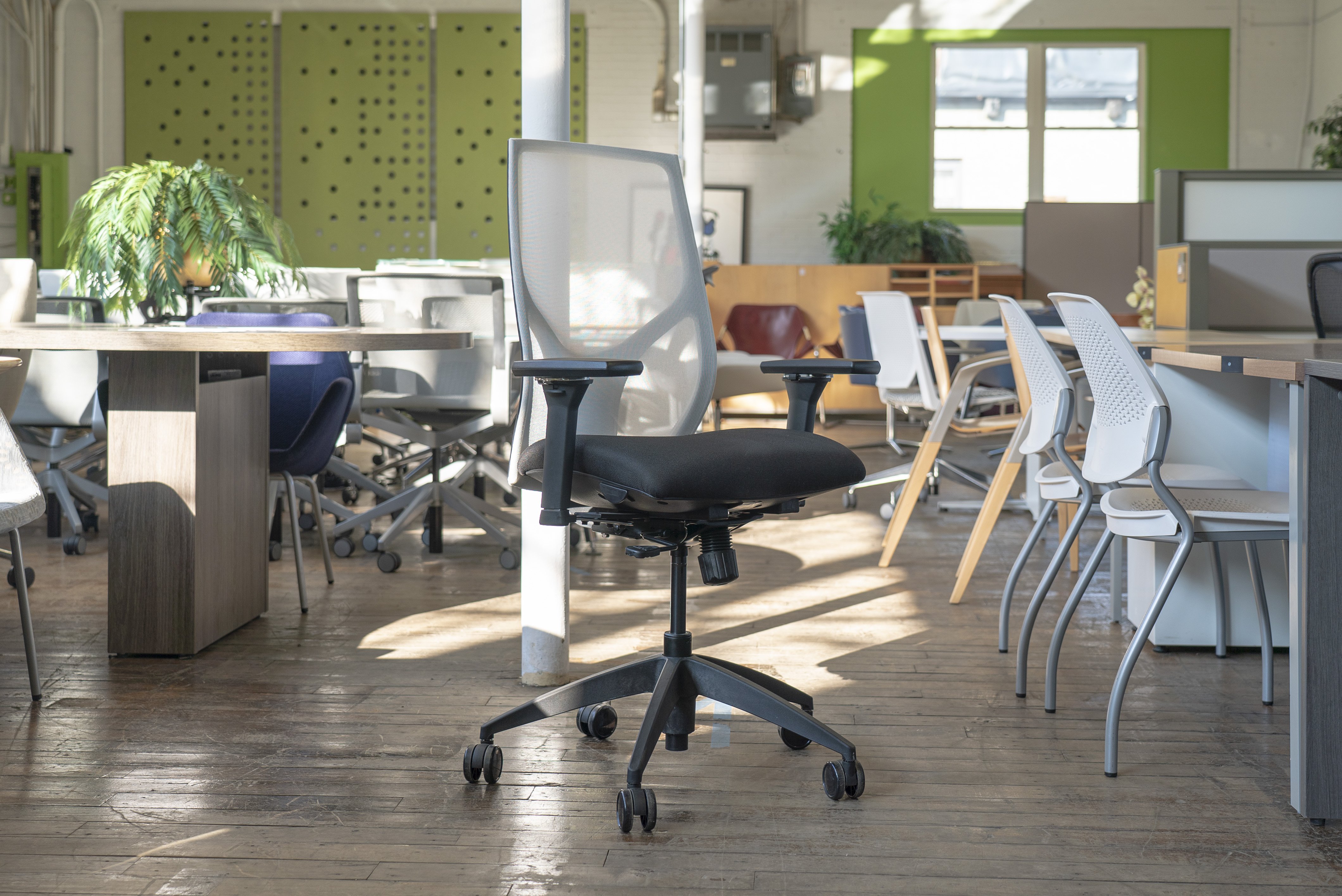 9to5-seating-vault-task-chairs