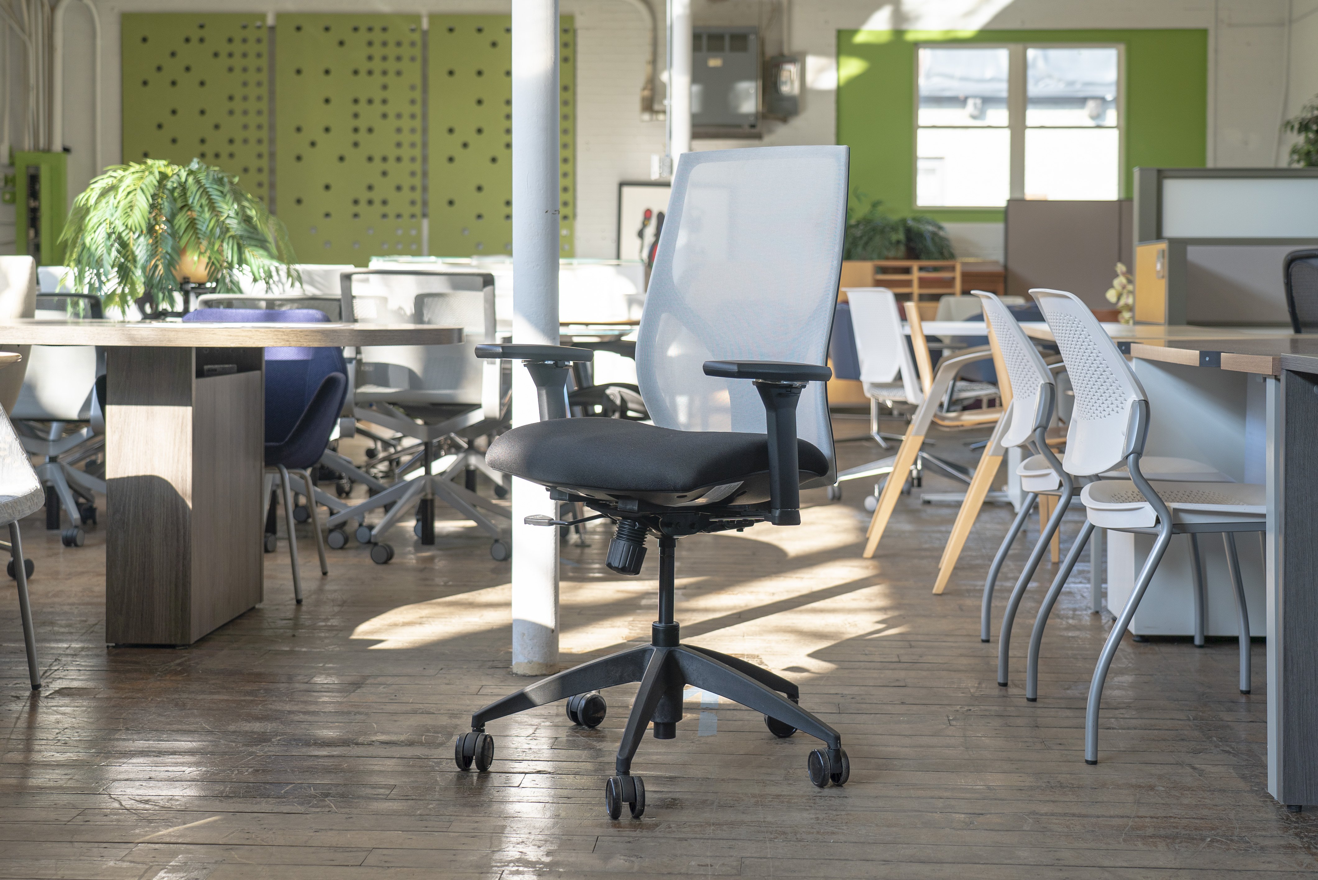 9to5-seating-vault-task-chairs