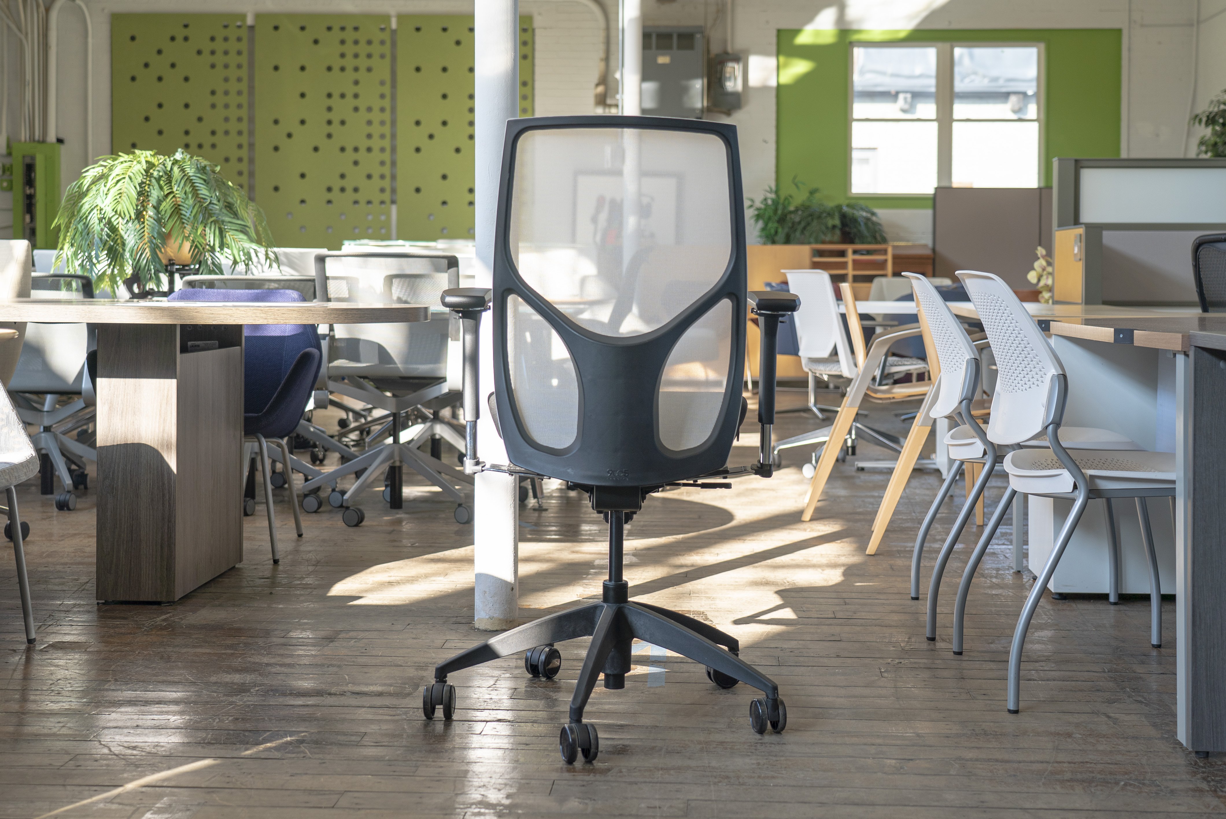9to5-seating-vault-task-chairs