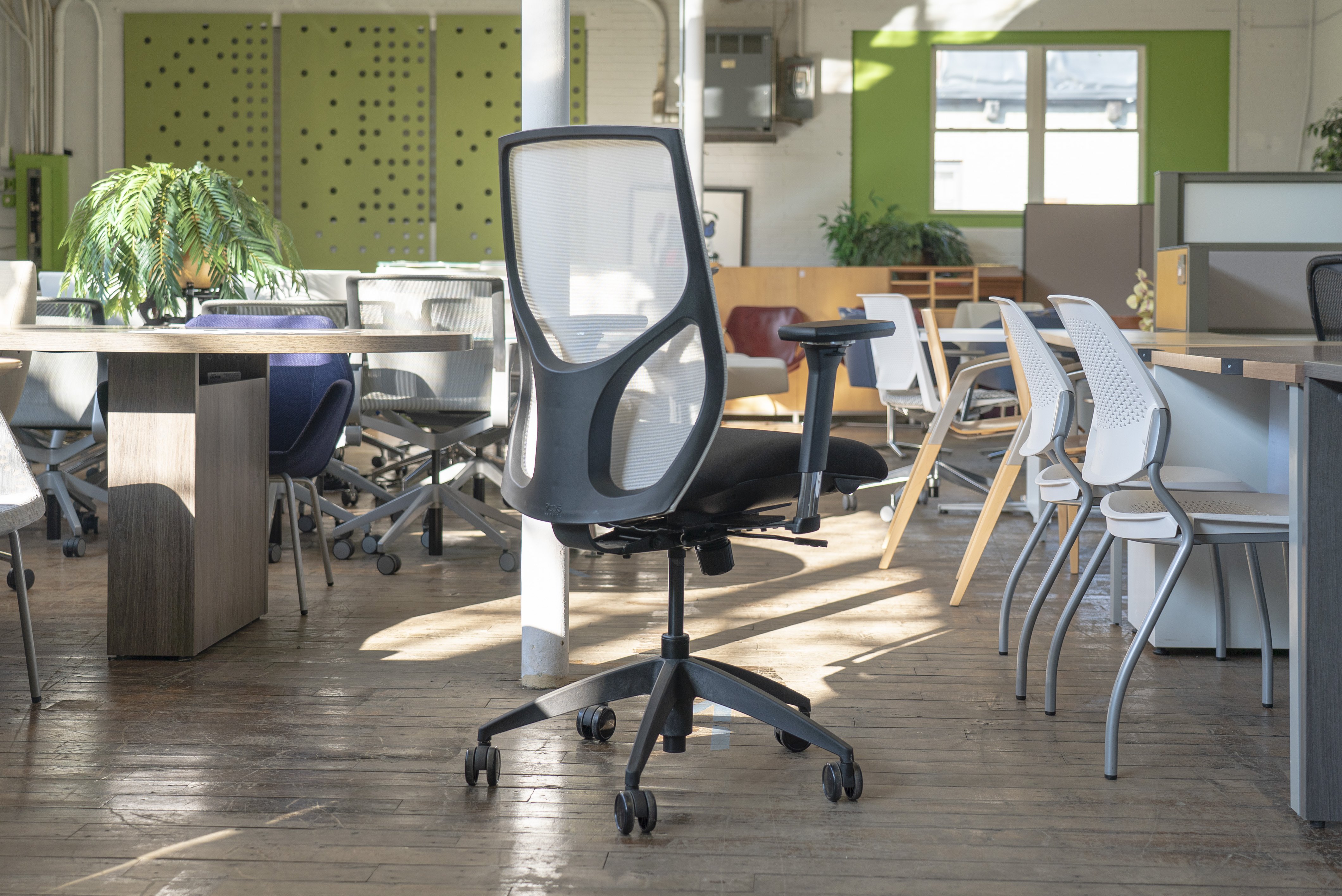 9to5-seating-vault-task-chairs
