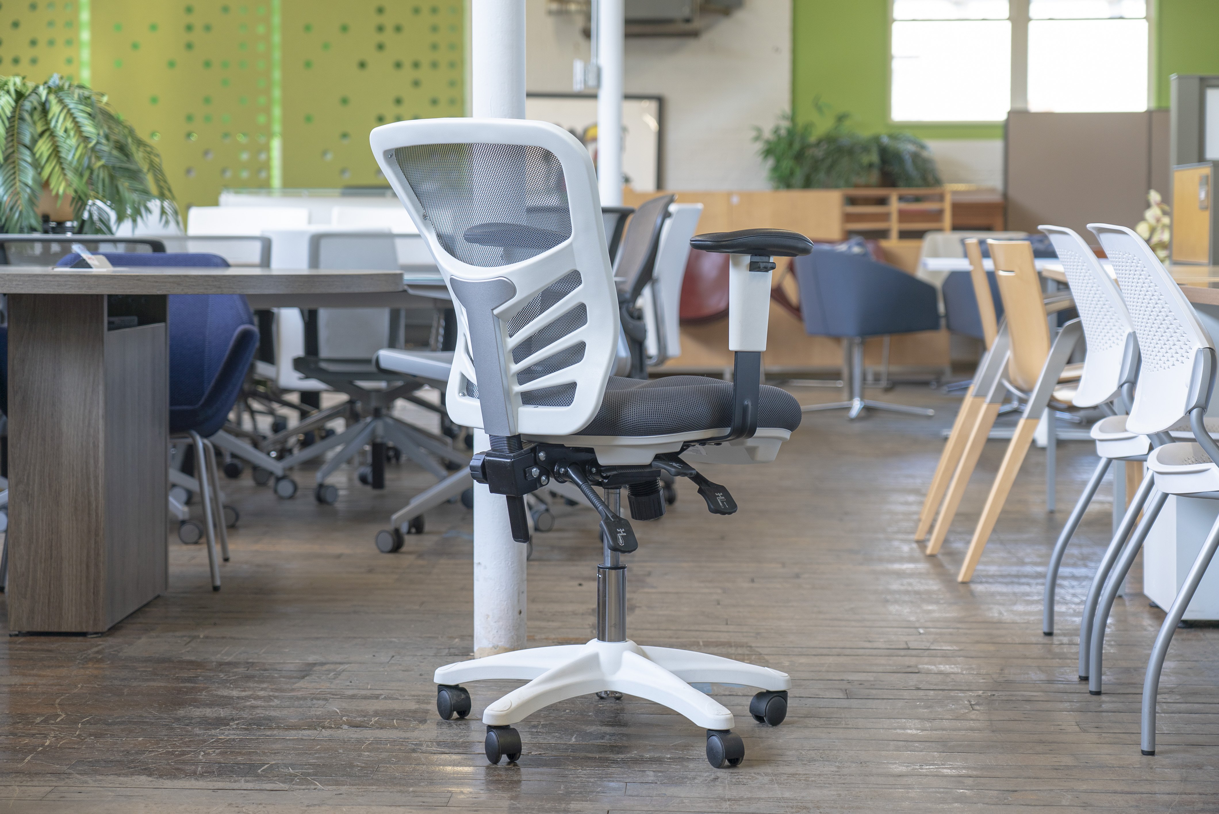 flash-furniture-nicholas-task-chairs