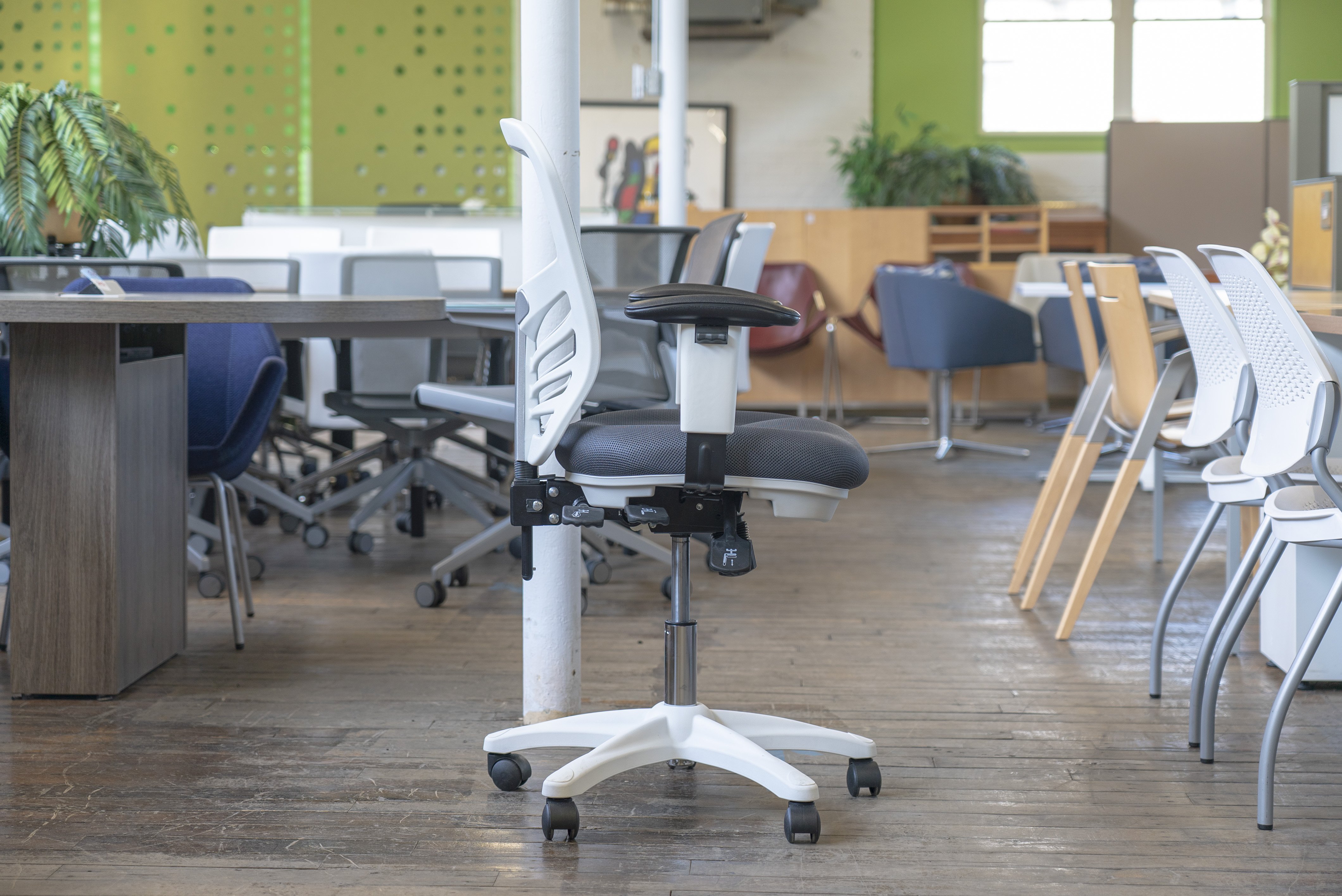 flash-furniture-nicholas-task-chairs
