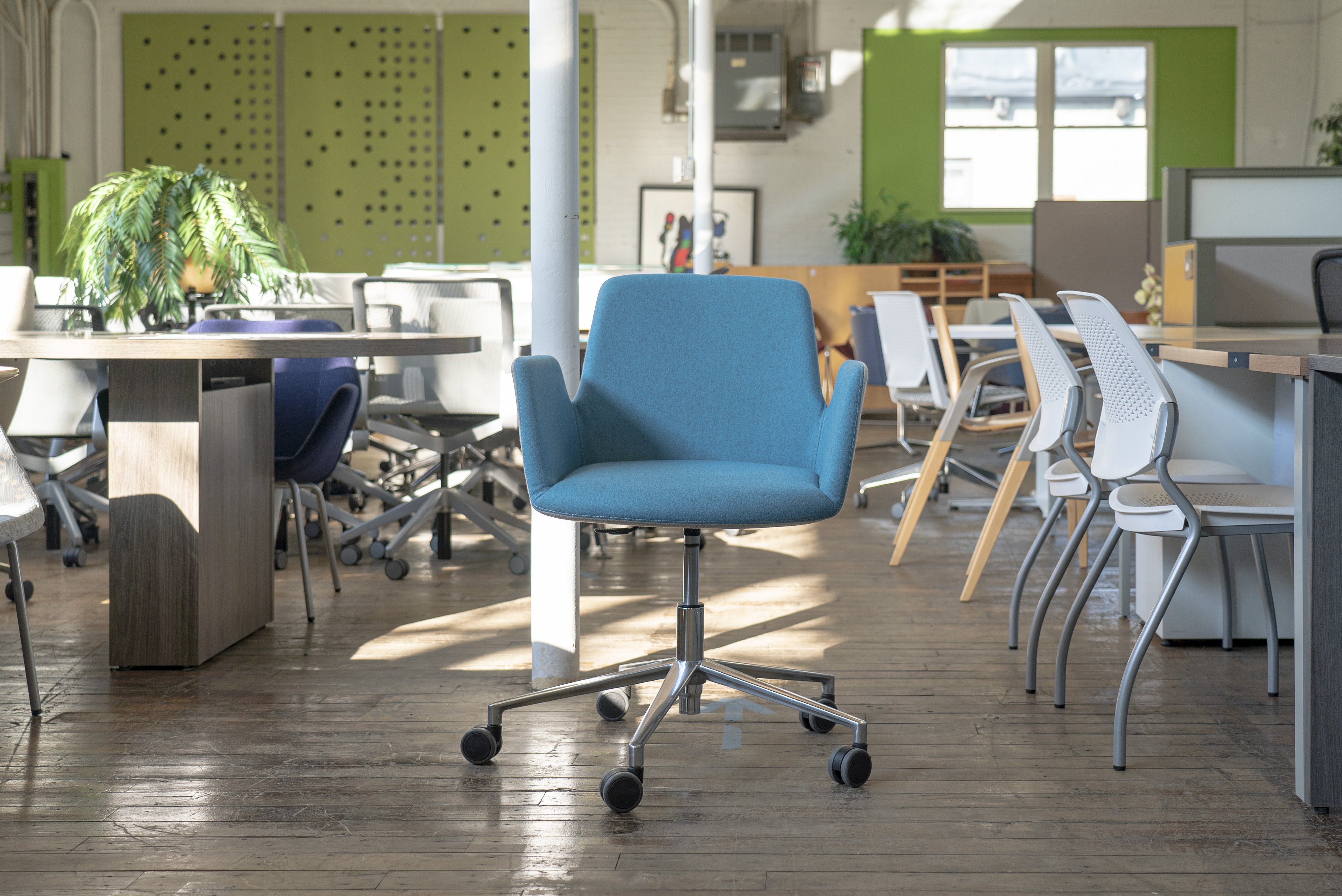 inclass-altea-swivel-arm-chairs