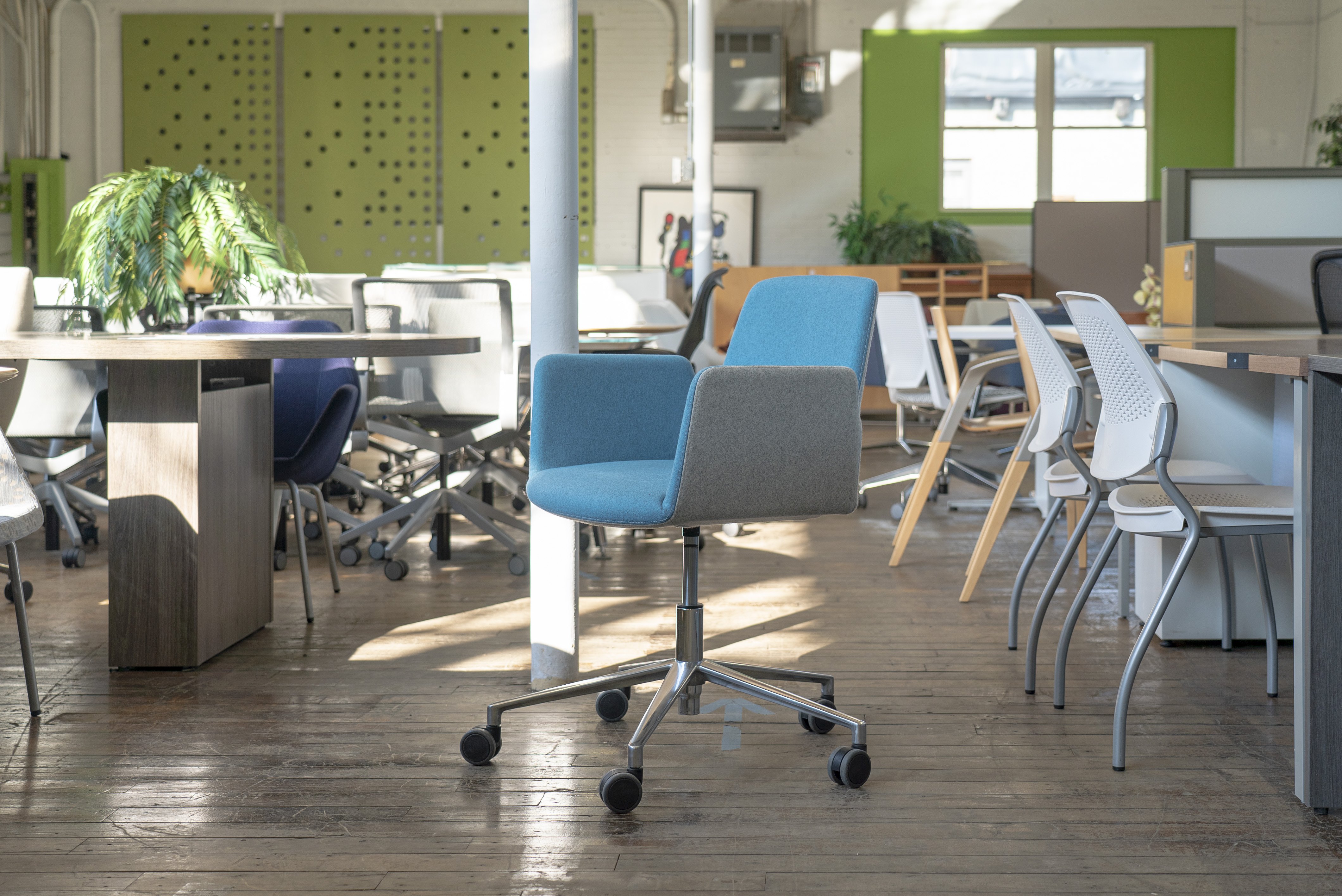 inclass-altea-swivel-arm-chairs