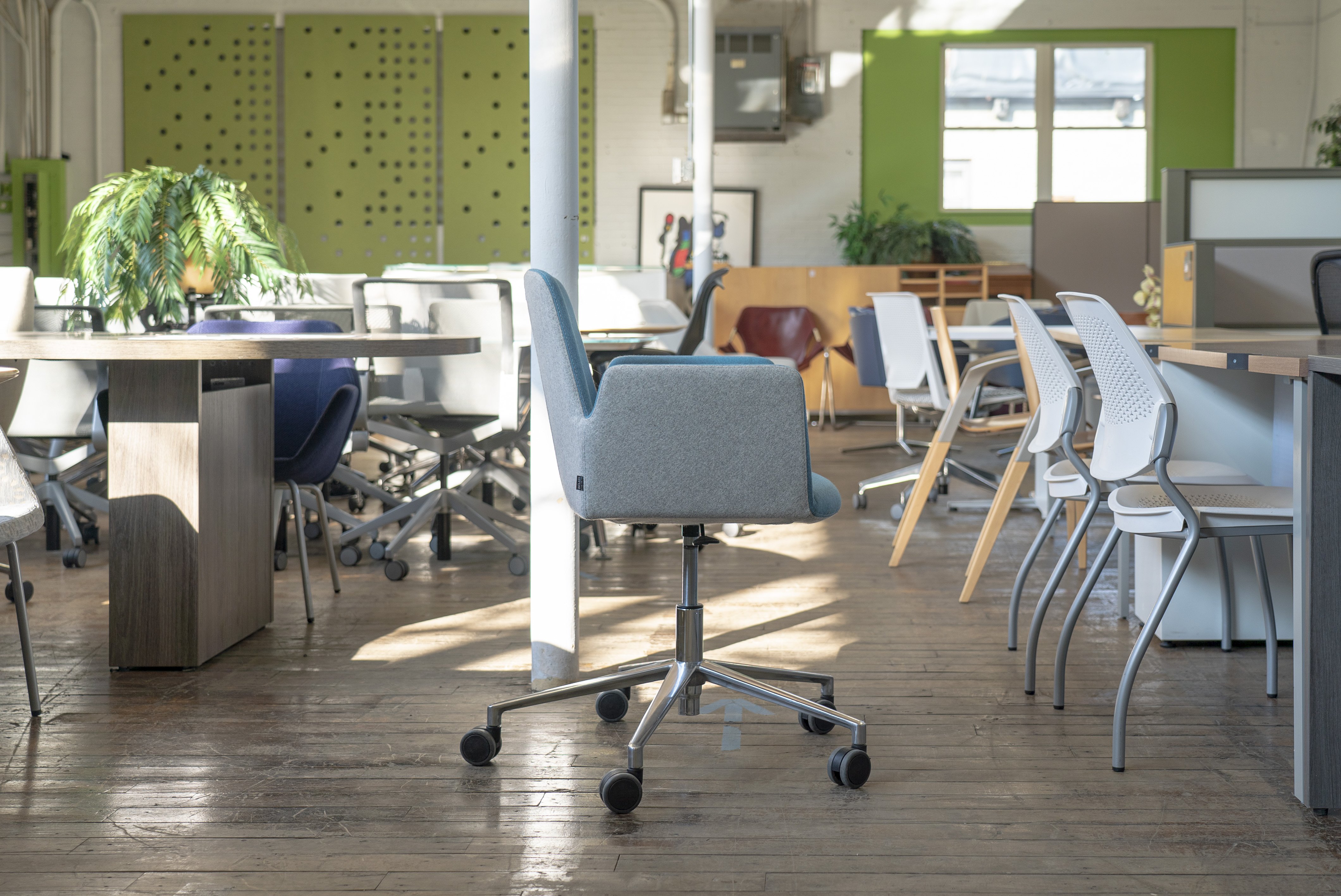 inclass-altea-swivel-arm-chairs