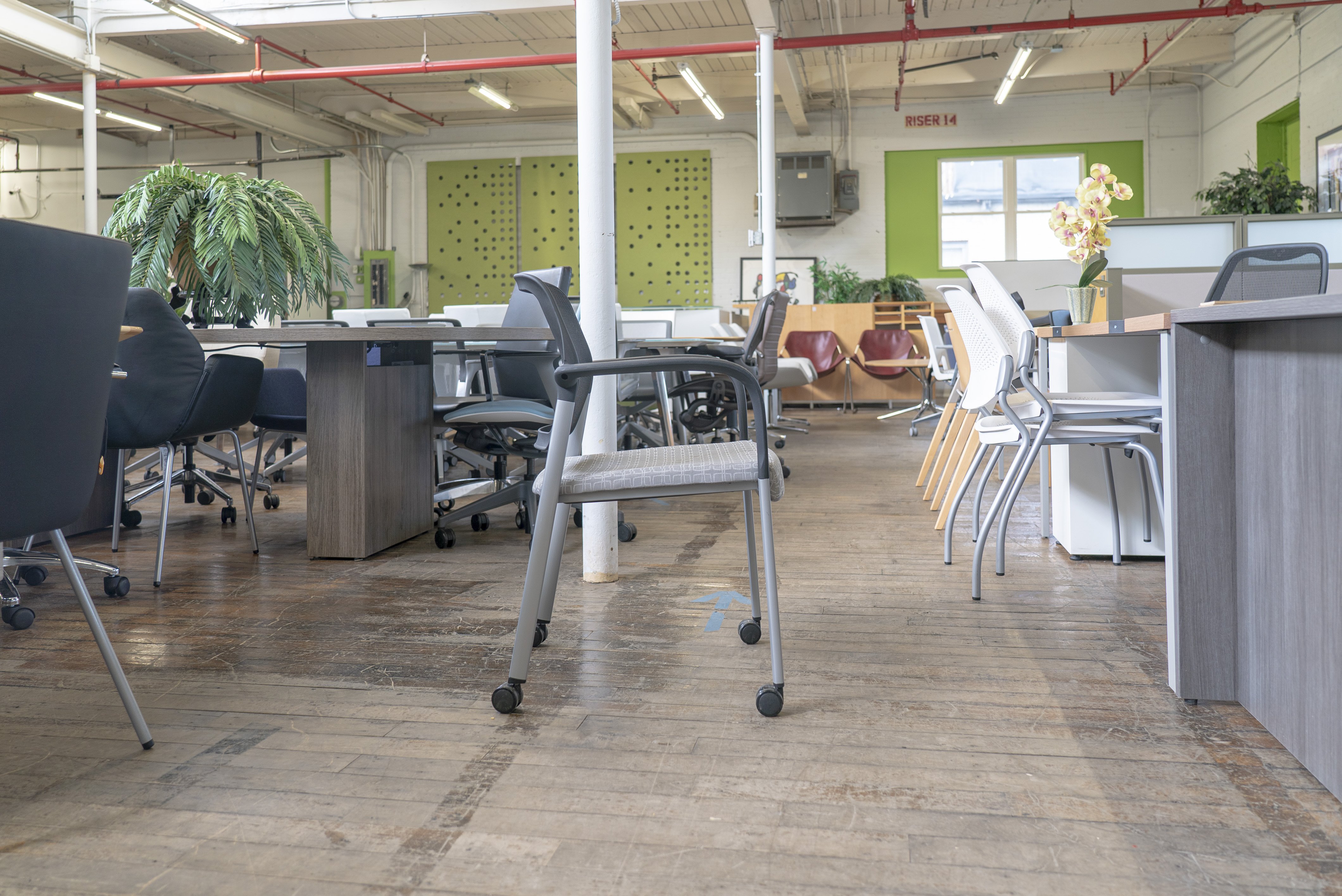allsteel-molti-stackable-side-chairs