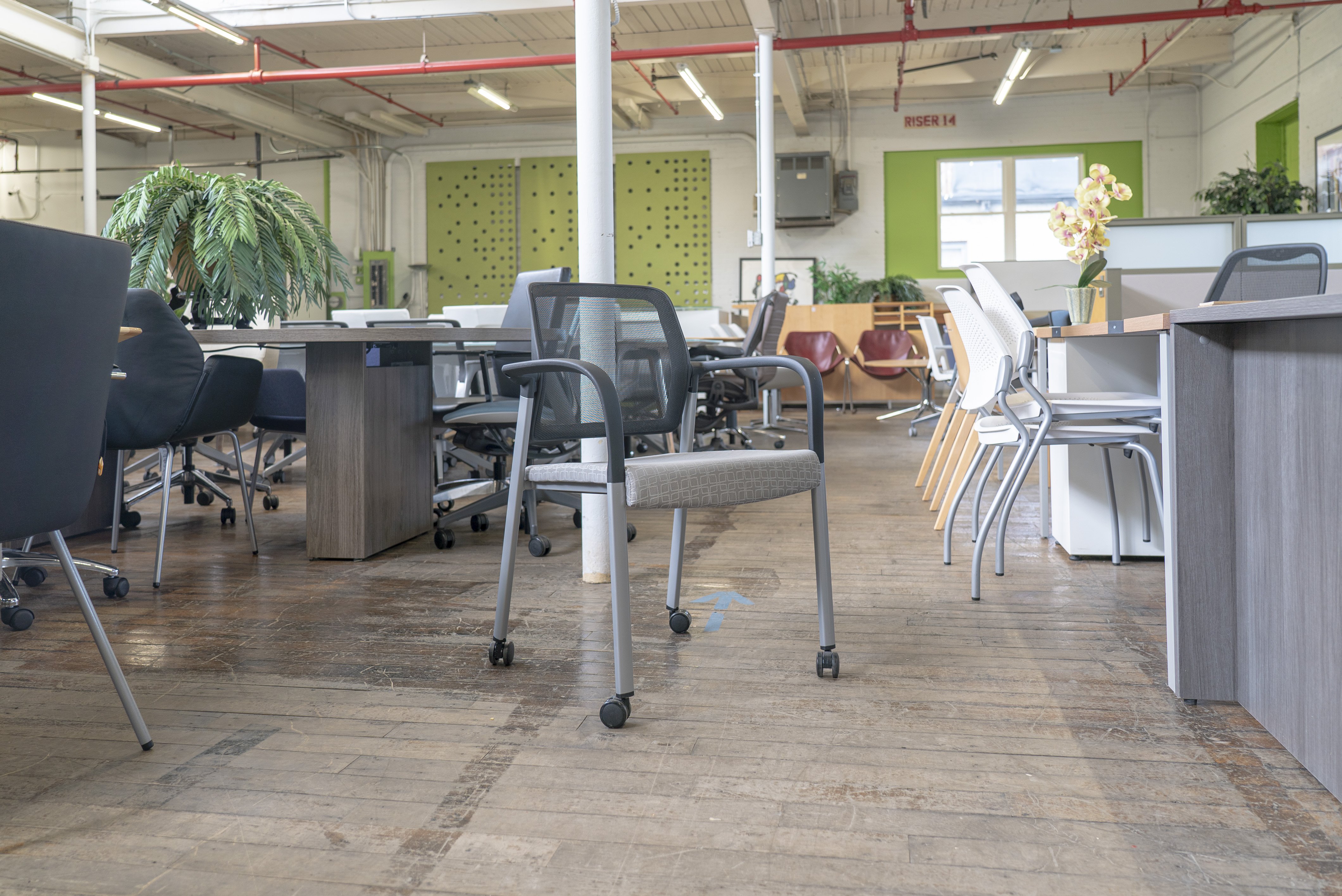 allsteel-molti-stackable-side-chairs