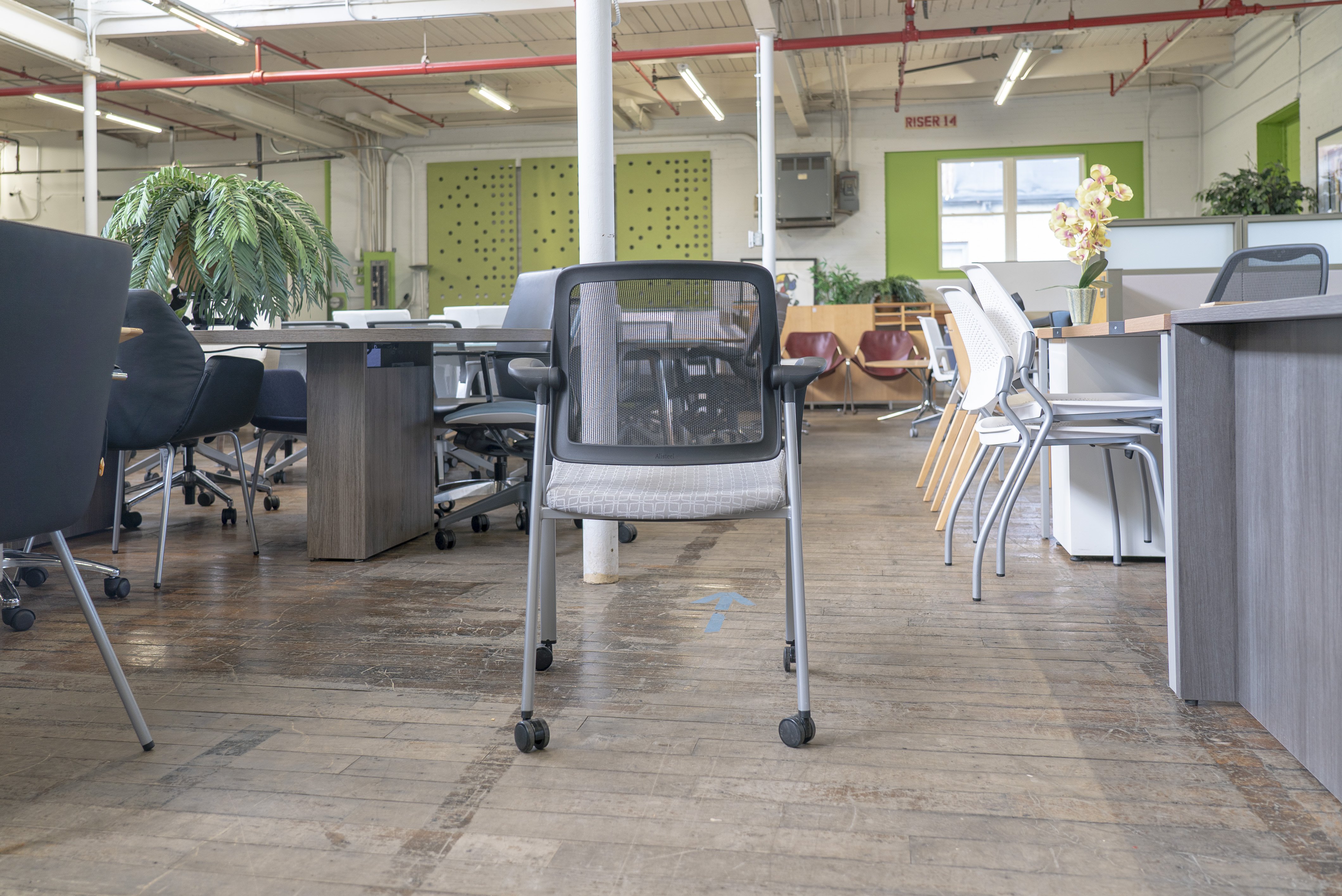 allsteel-molti-stackable-side-chairs