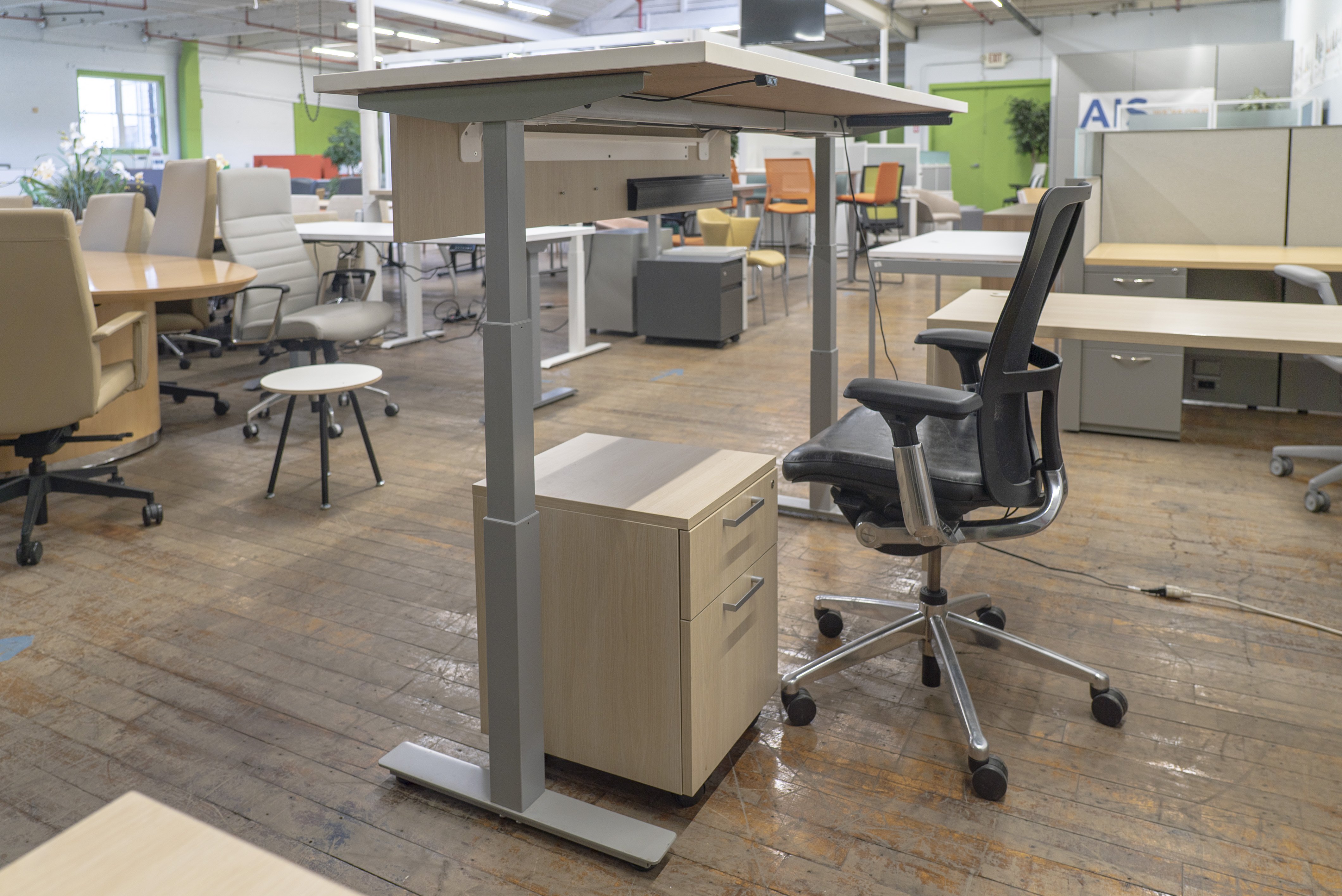 allsteel-approach-executive-desk-suites