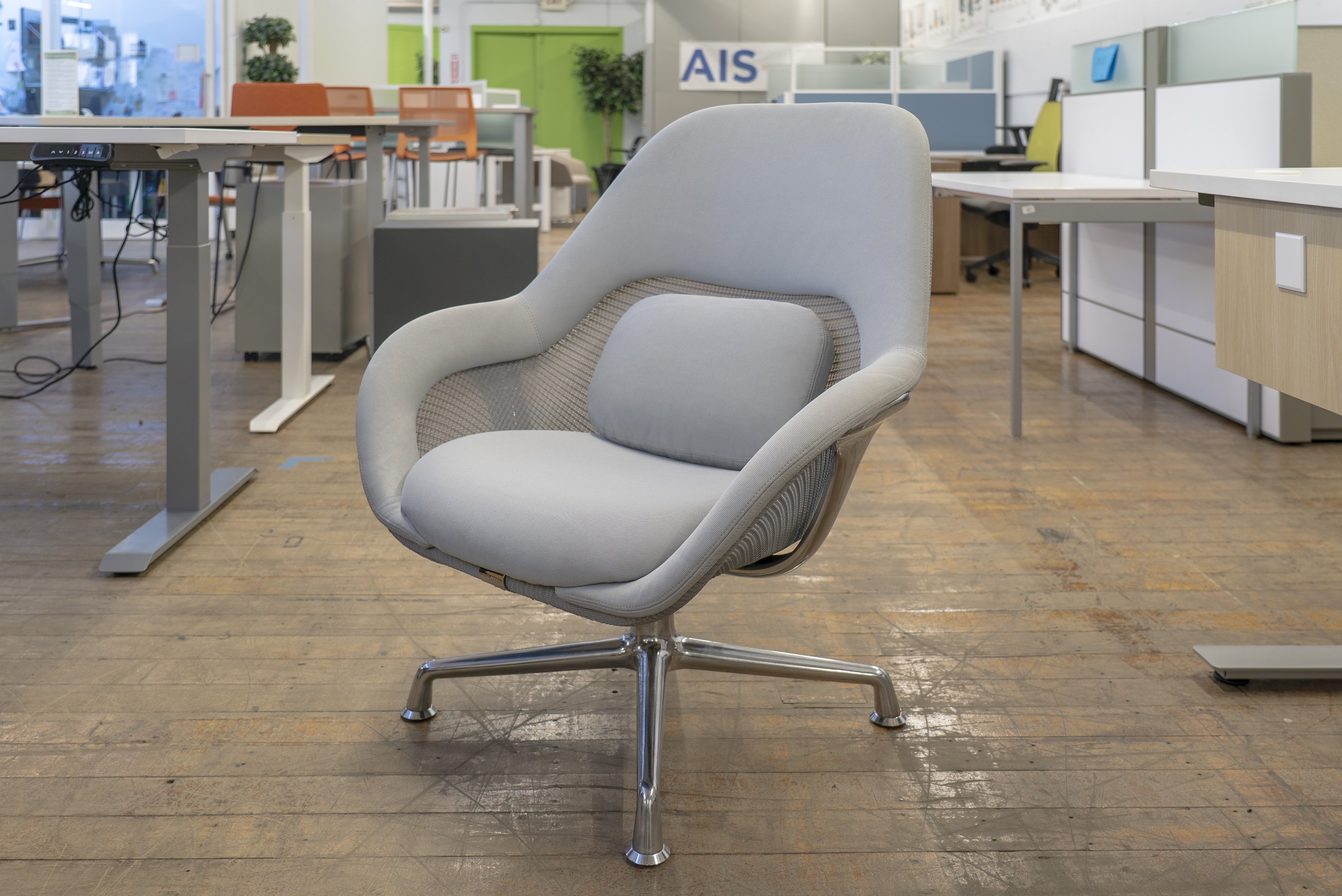 coalesse-sw_1-lounge-swivel-chairs