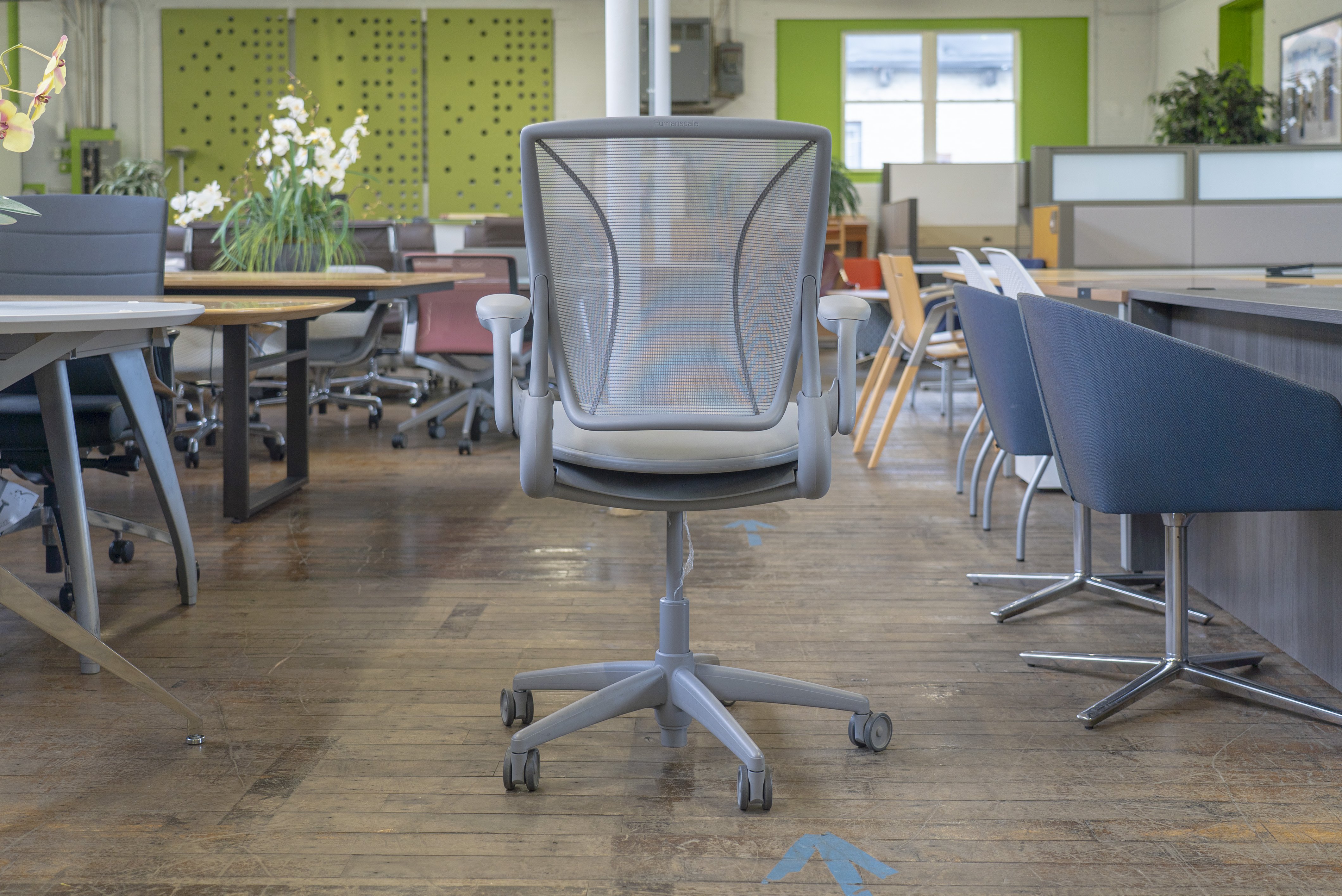 humanscale-different-world-task-chairs