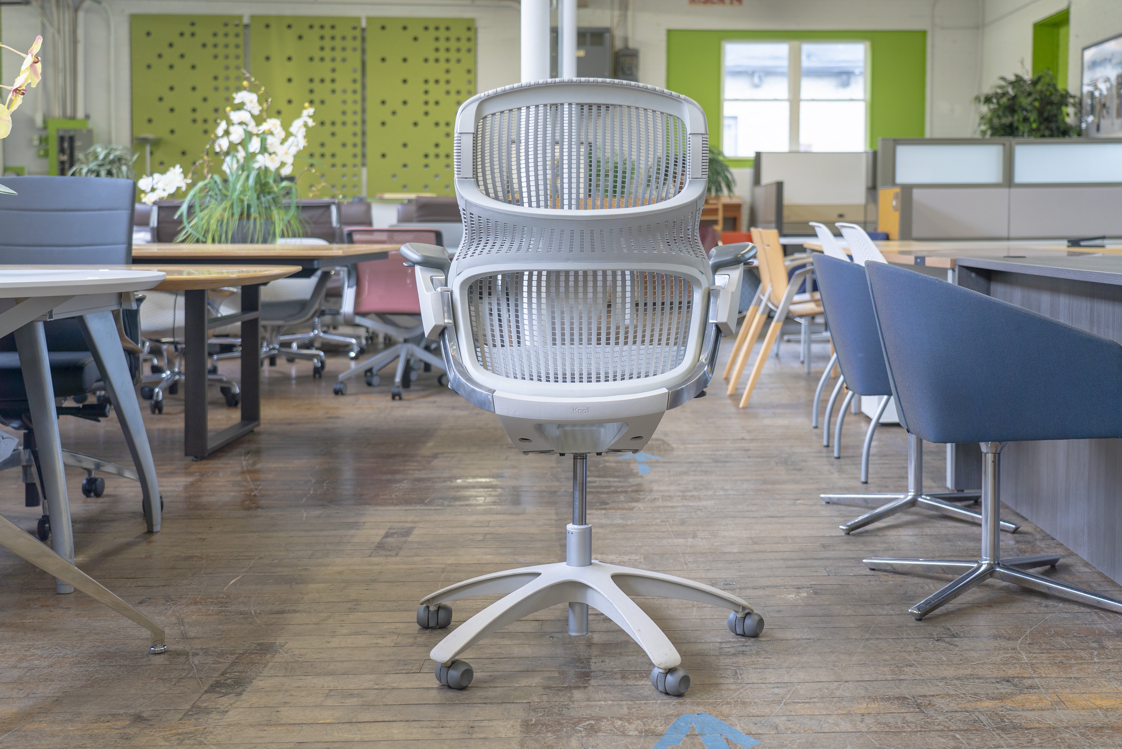 knoll-generation-chairs