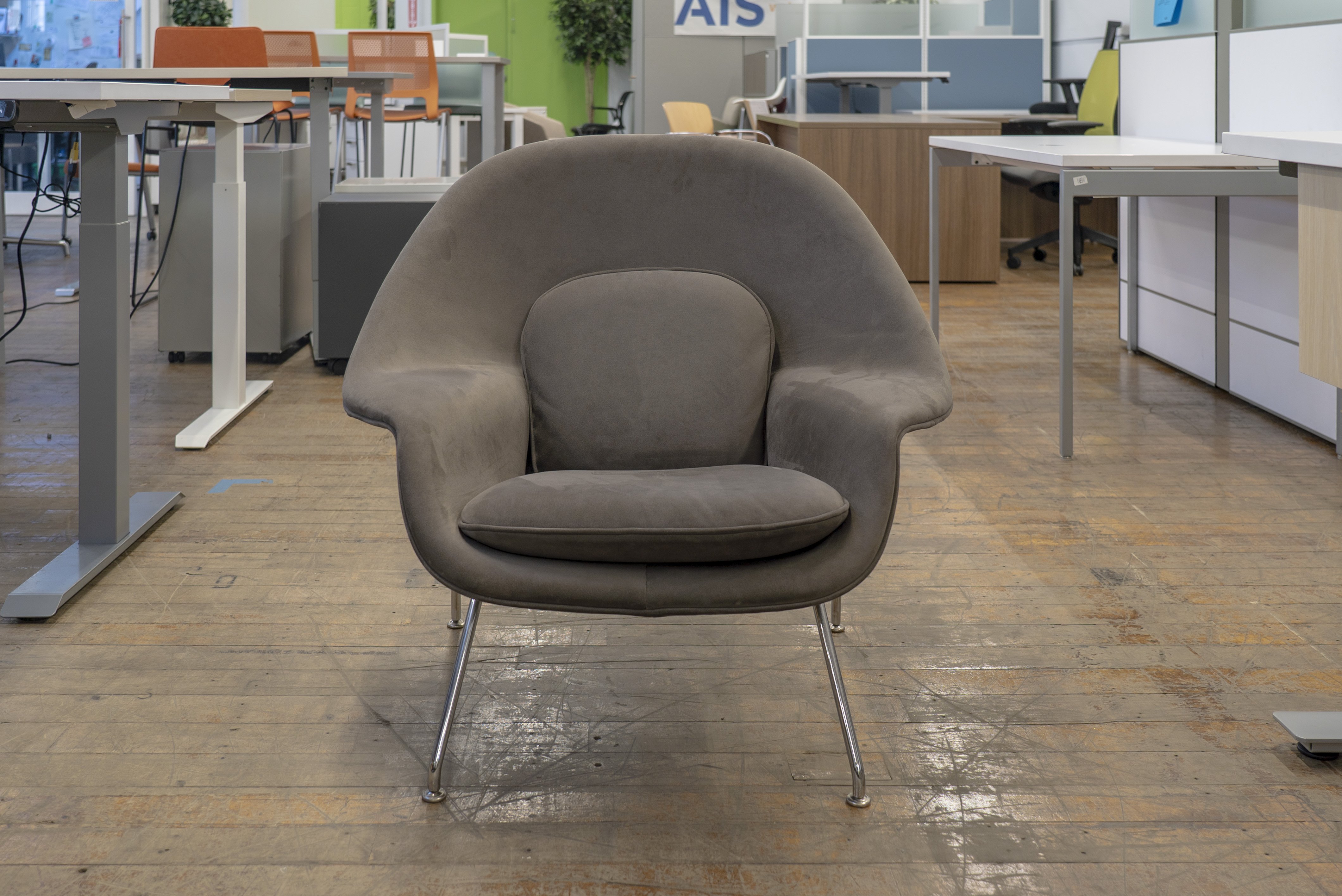 knoll-womb-chairs