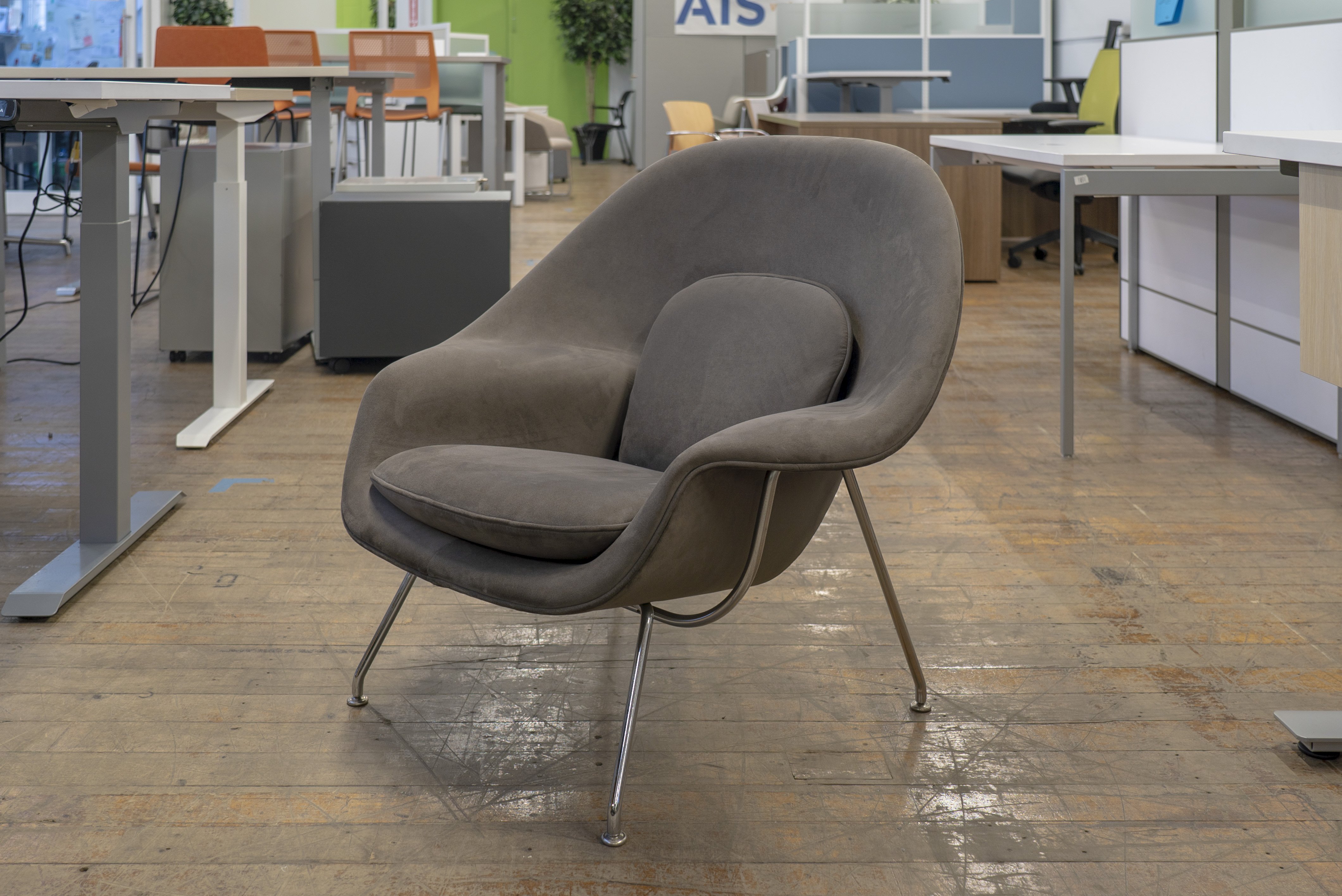 knoll-womb-chairs