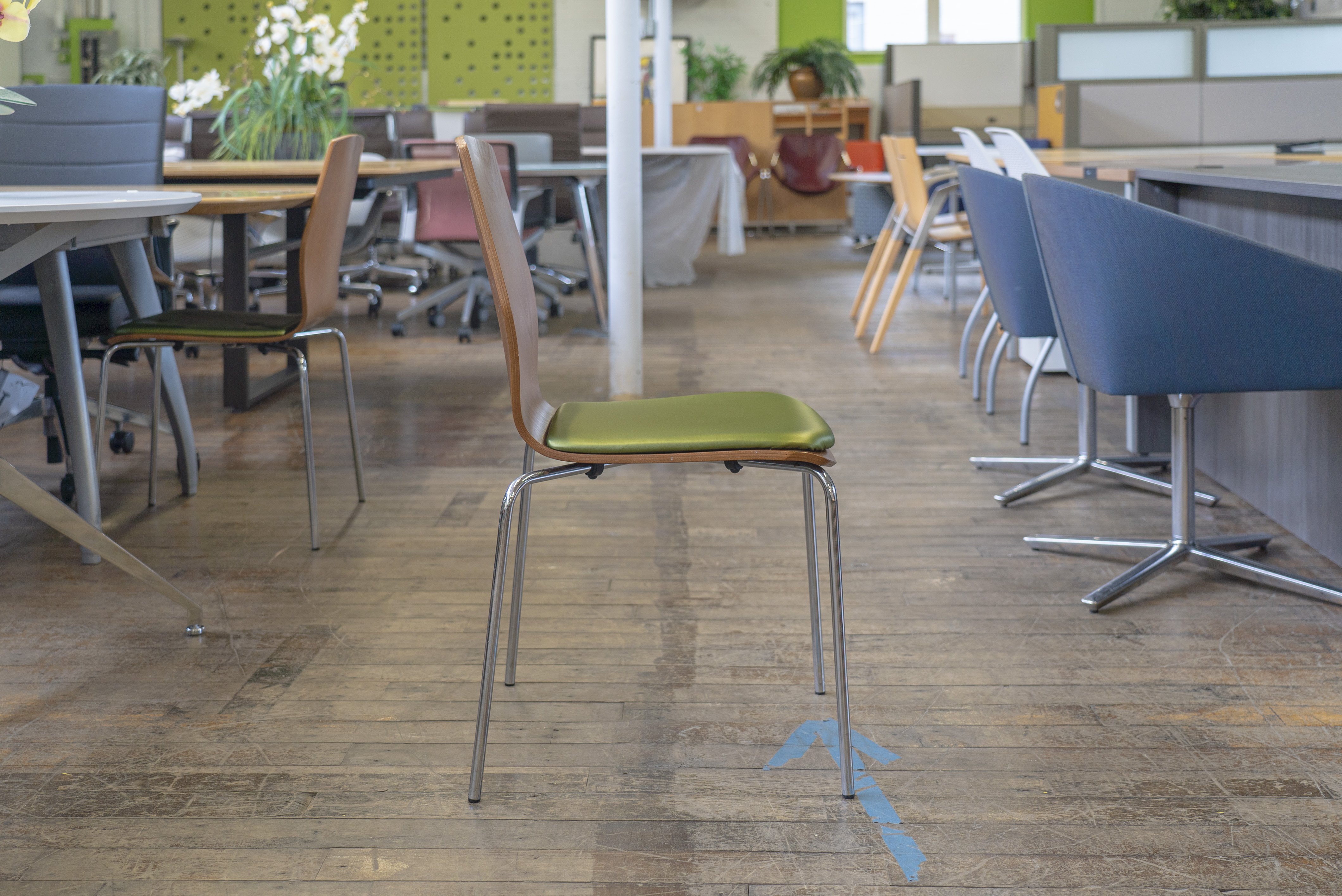 teknion-sas-side-chairs