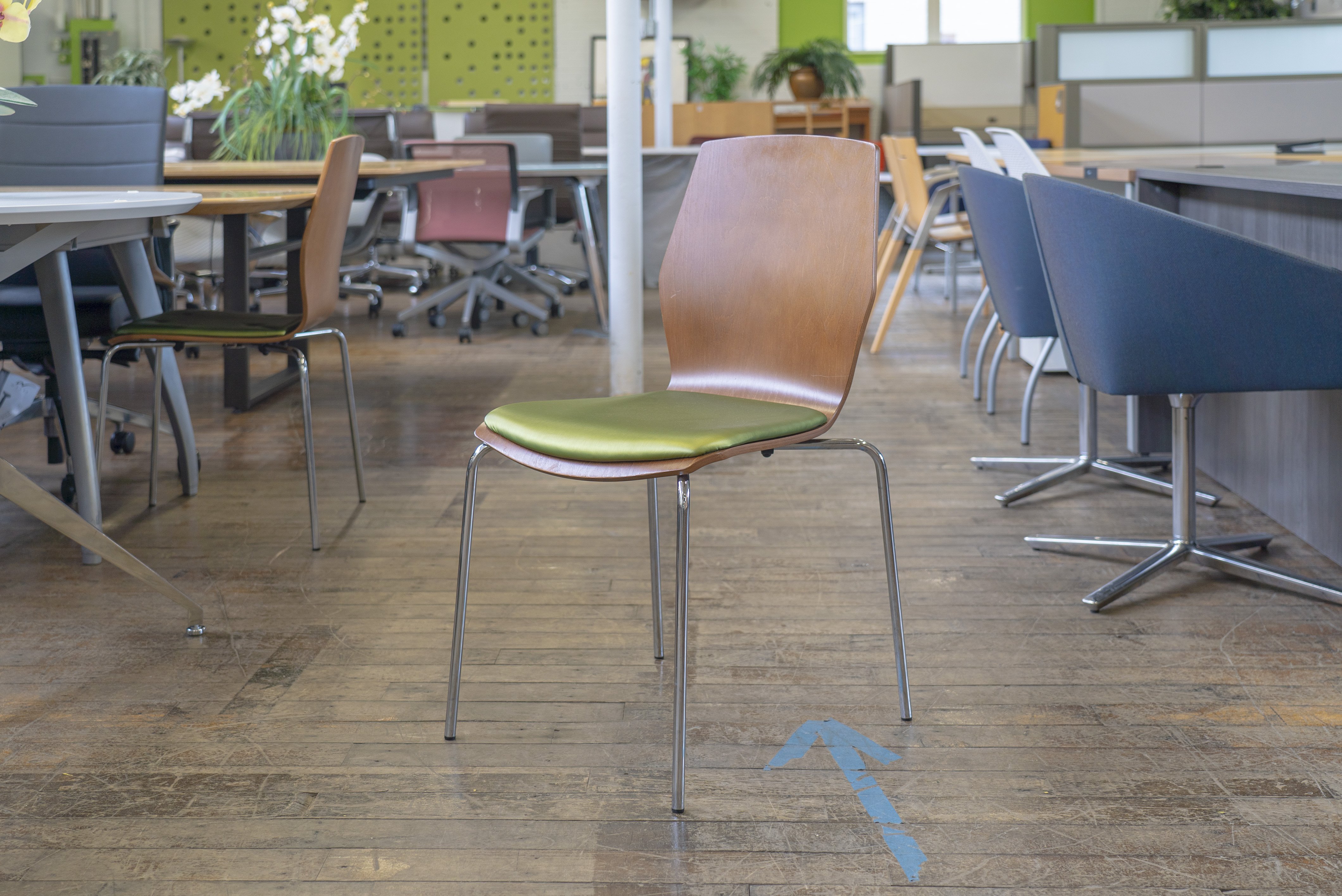teknion-sas-side-chairs