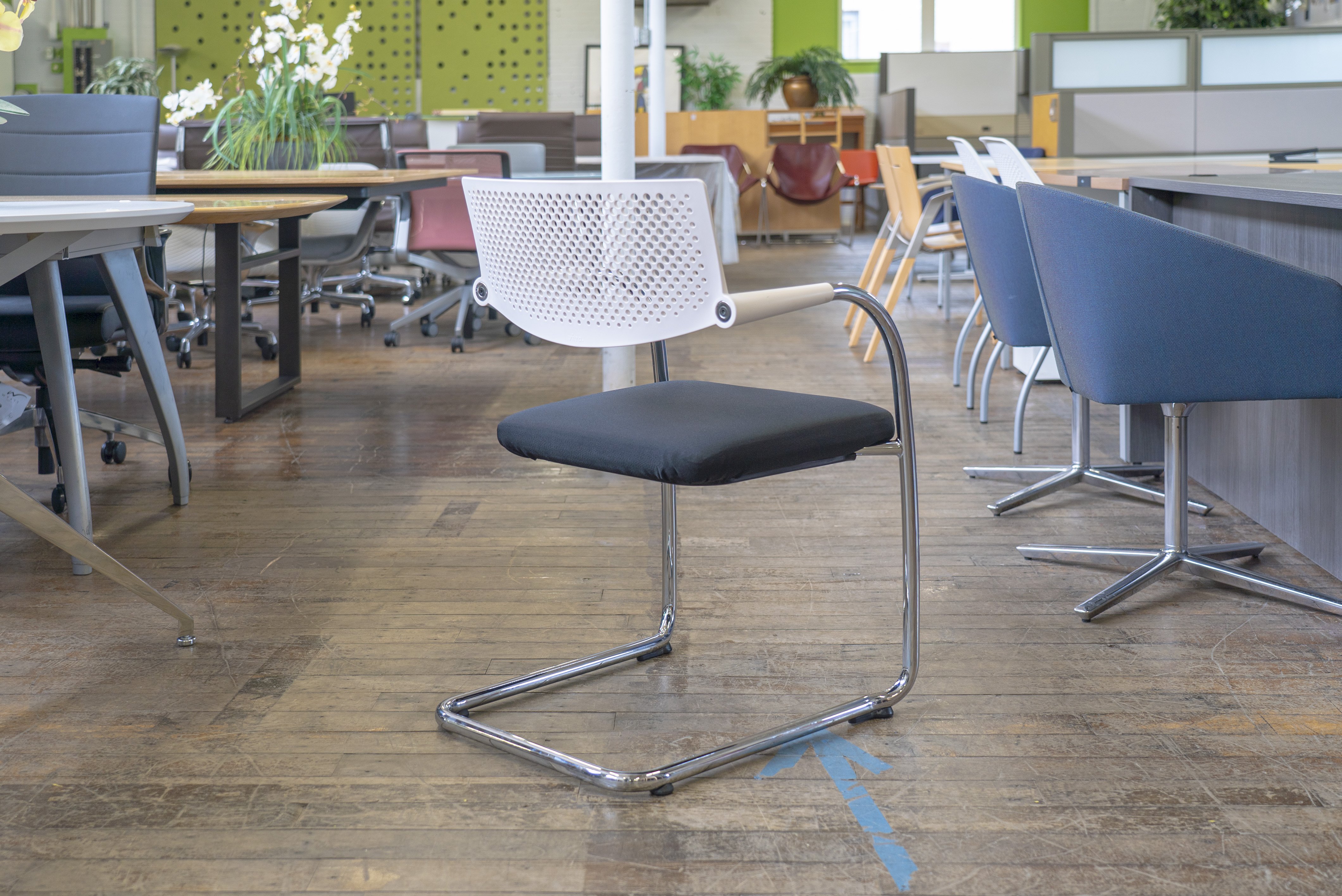 vitra-visasoft-visavis-guest-chairs