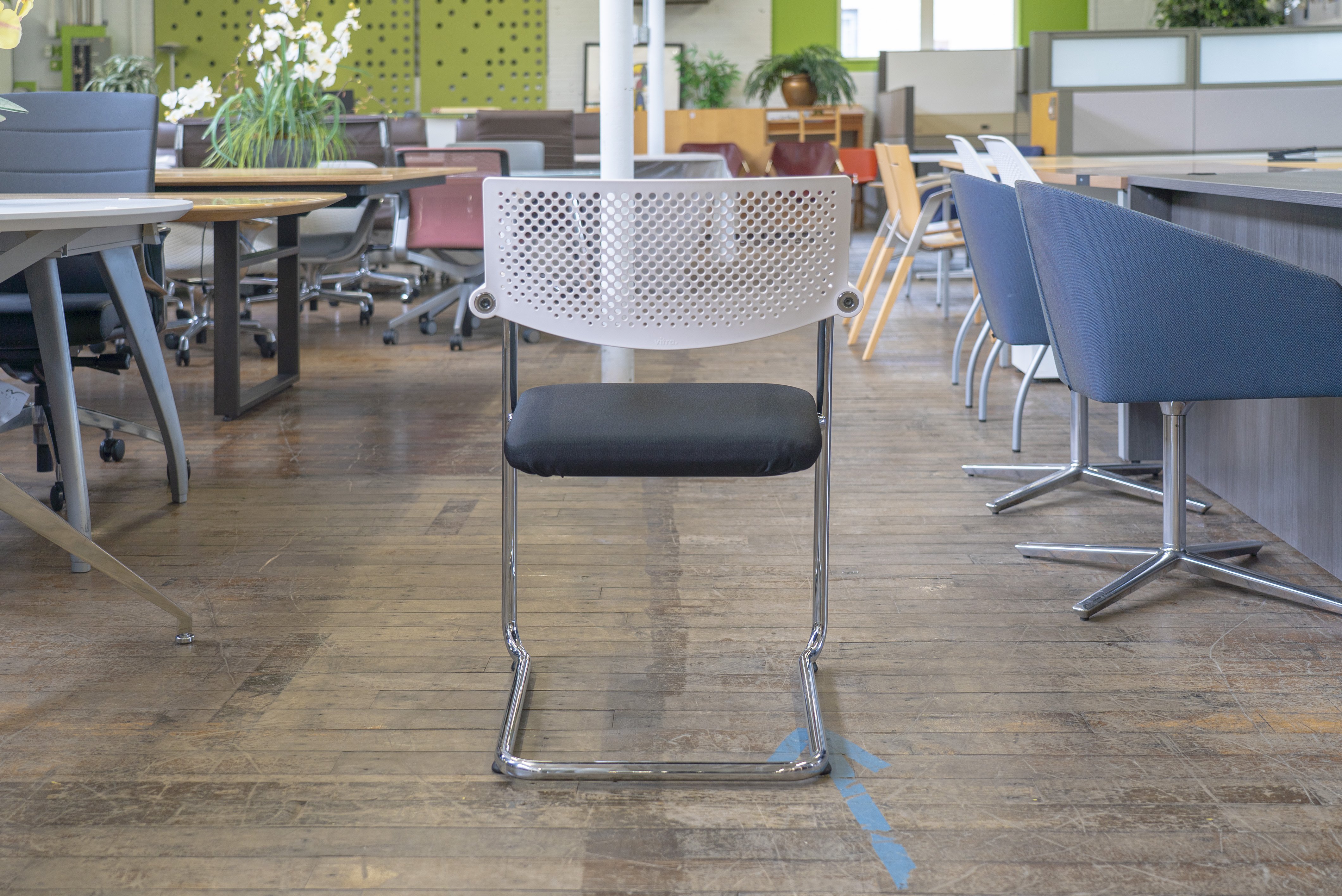 vitra-visasoft-visavis-guest-chairs