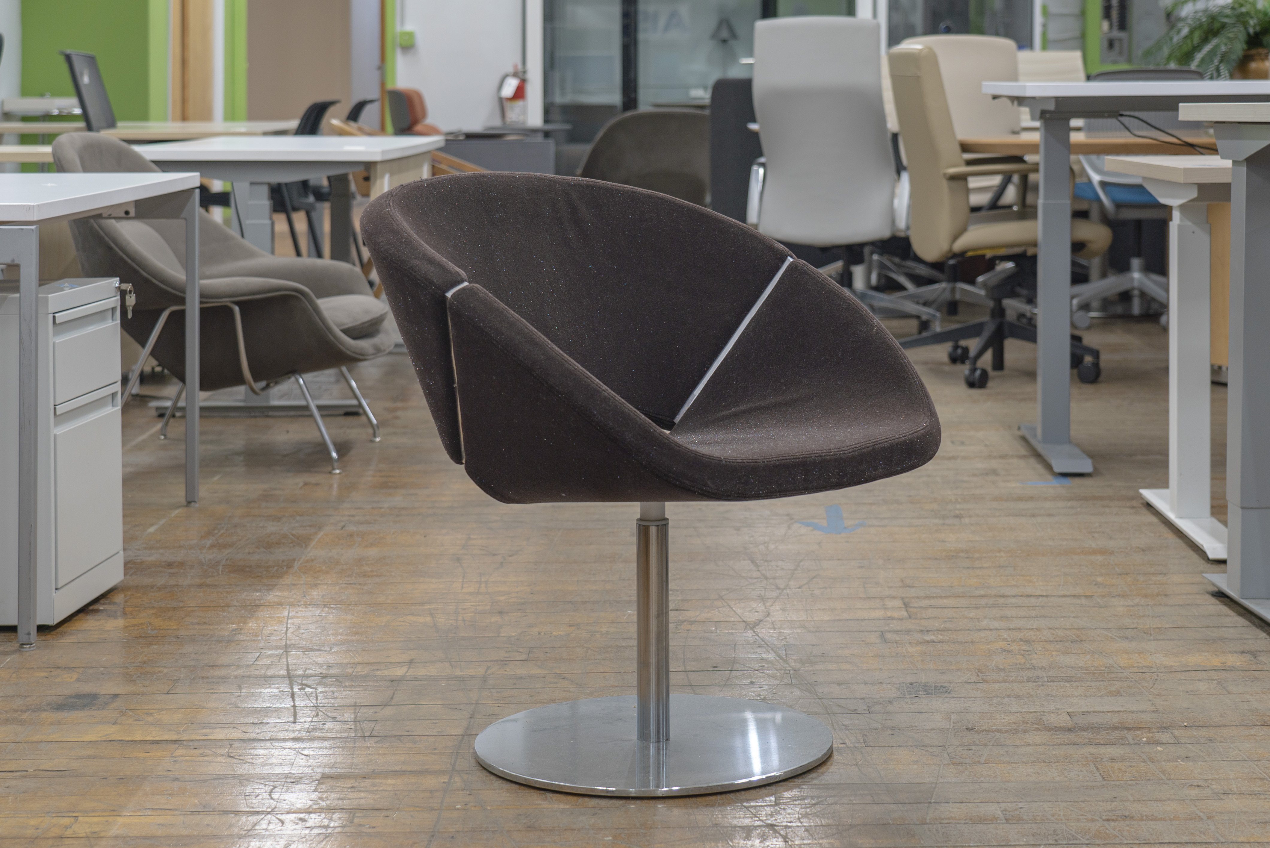 davis-lipse-too-swivel-chairs