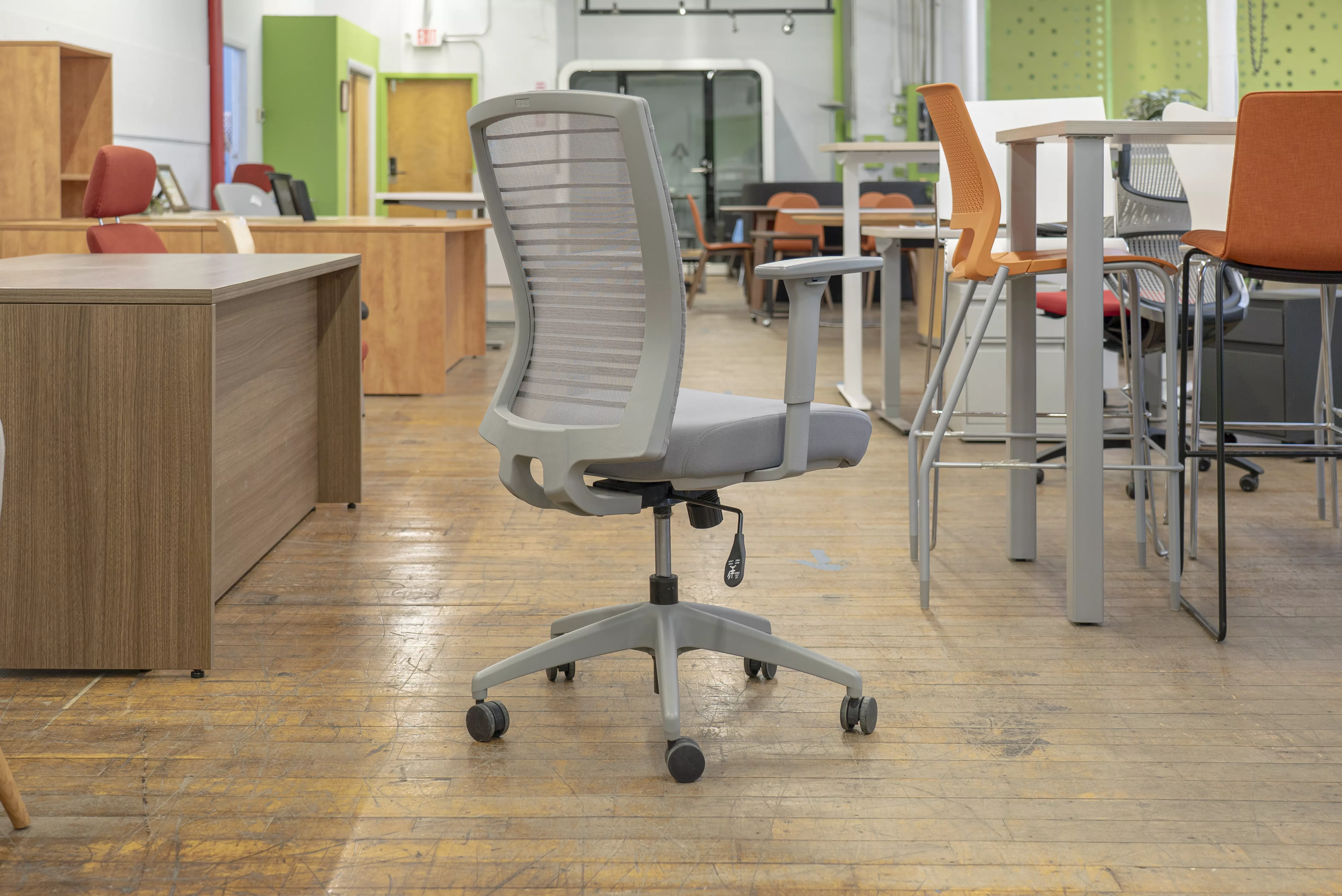 ais-natick-mesh-back-task-chairs