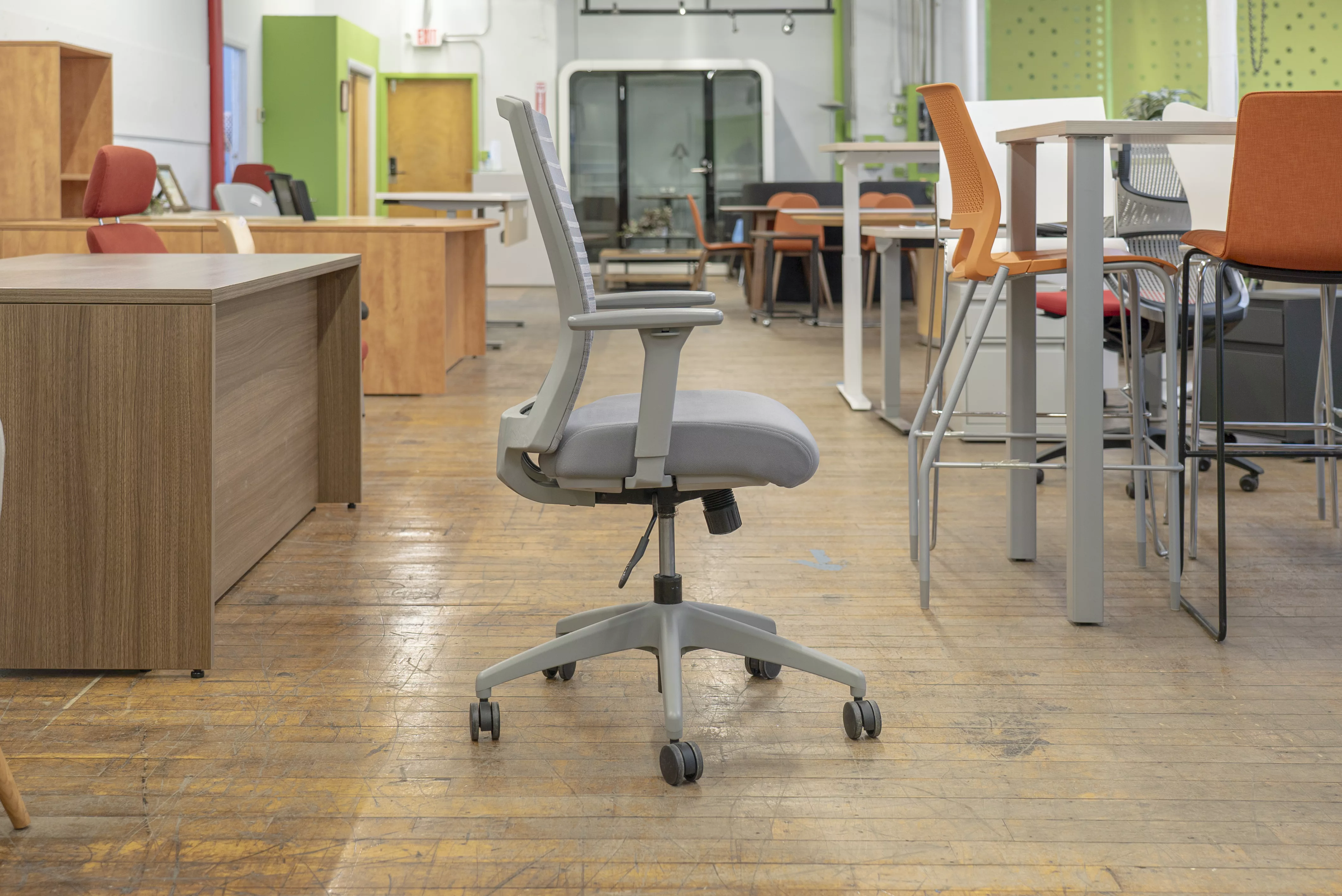 ais-natick-mesh-back-task-chairs