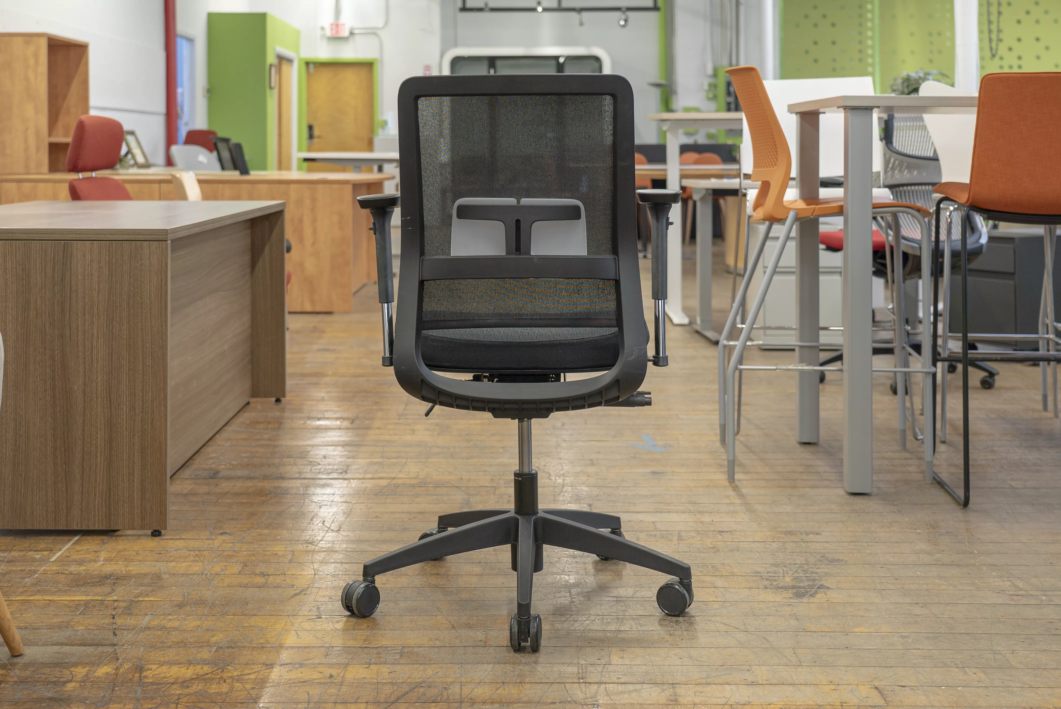 global-factor-mesh-back-task-chairs