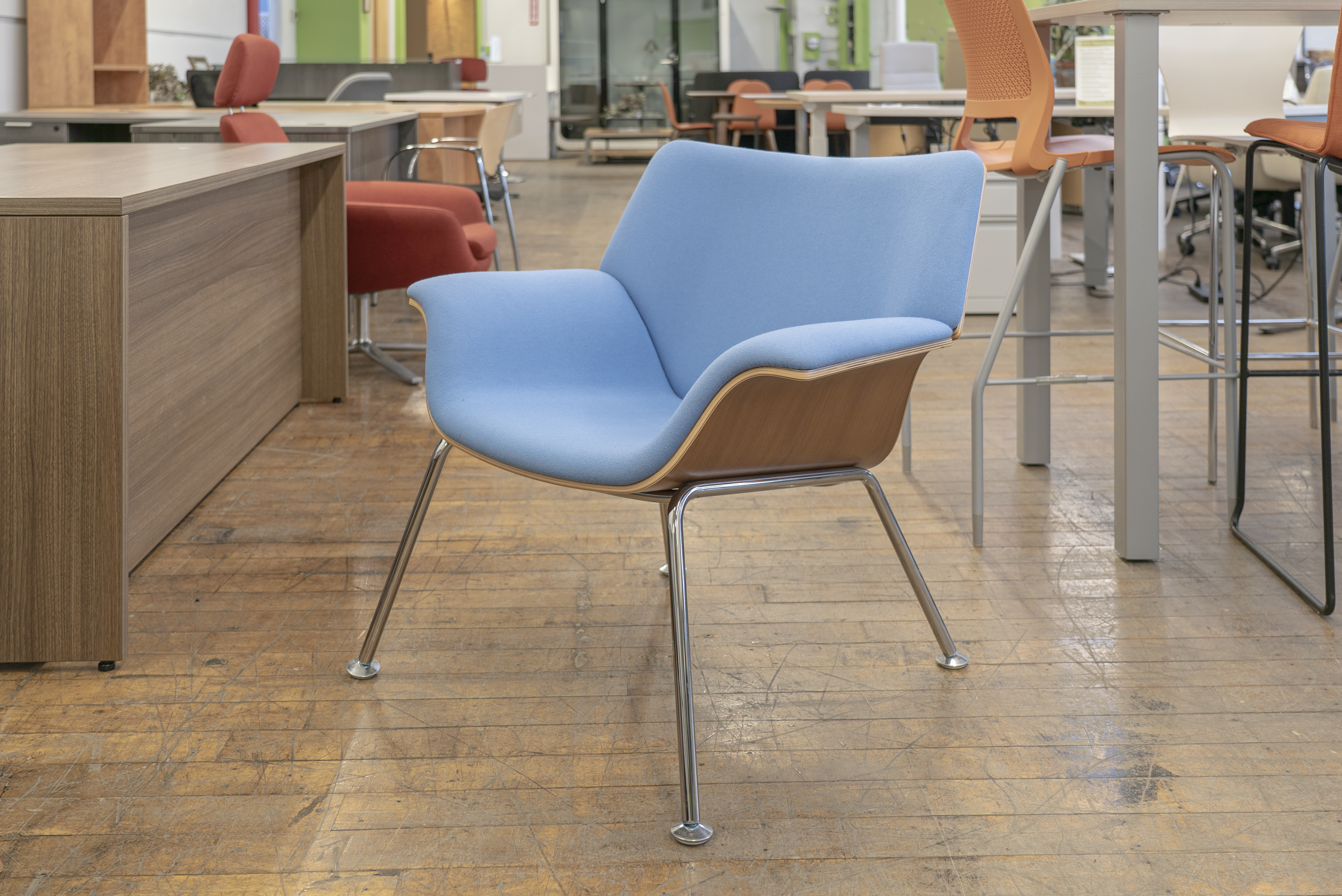 herman-miller-swoop-lounge-chairs
