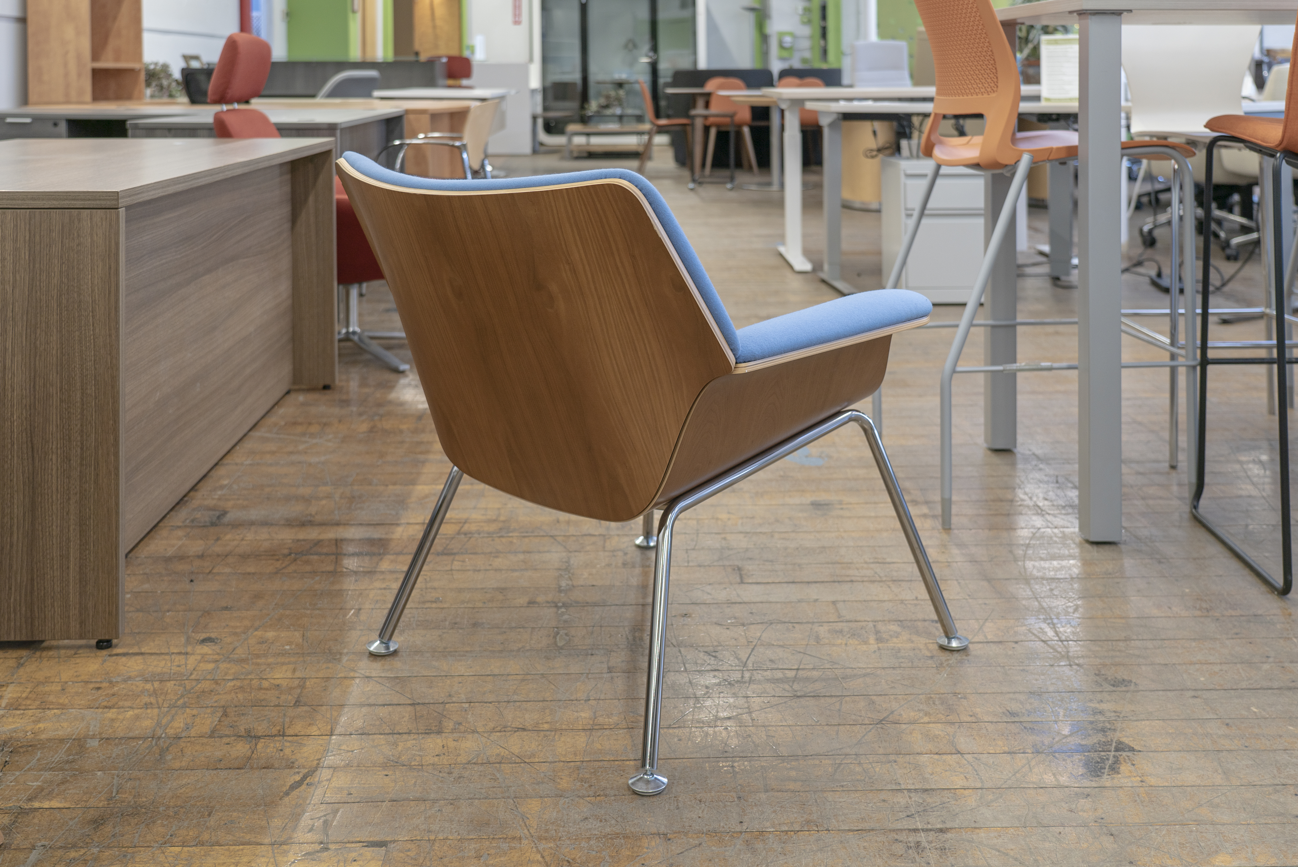 herman-miller-swoop-lounge-chairs