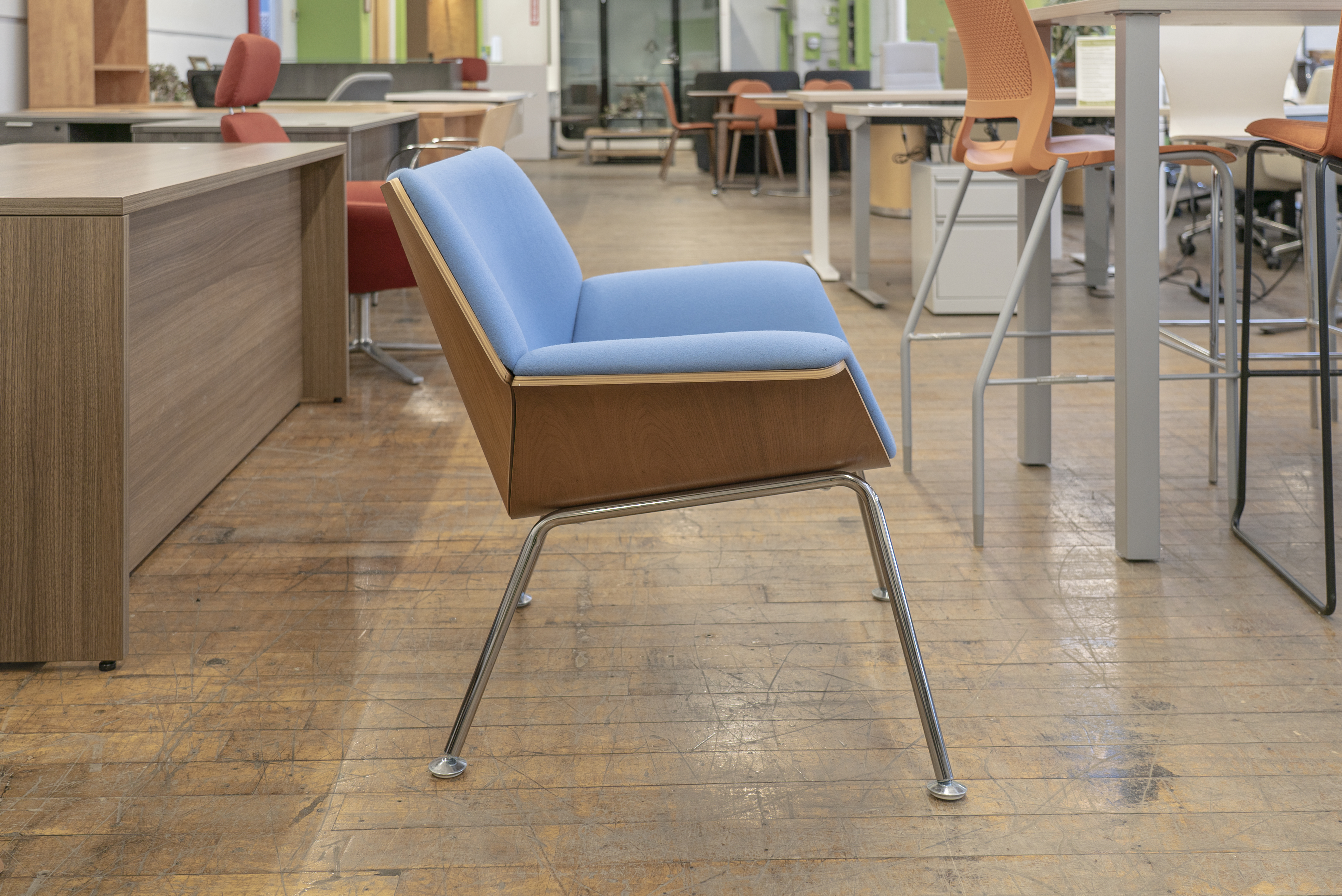 herman-miller-swoop-lounge-chairs