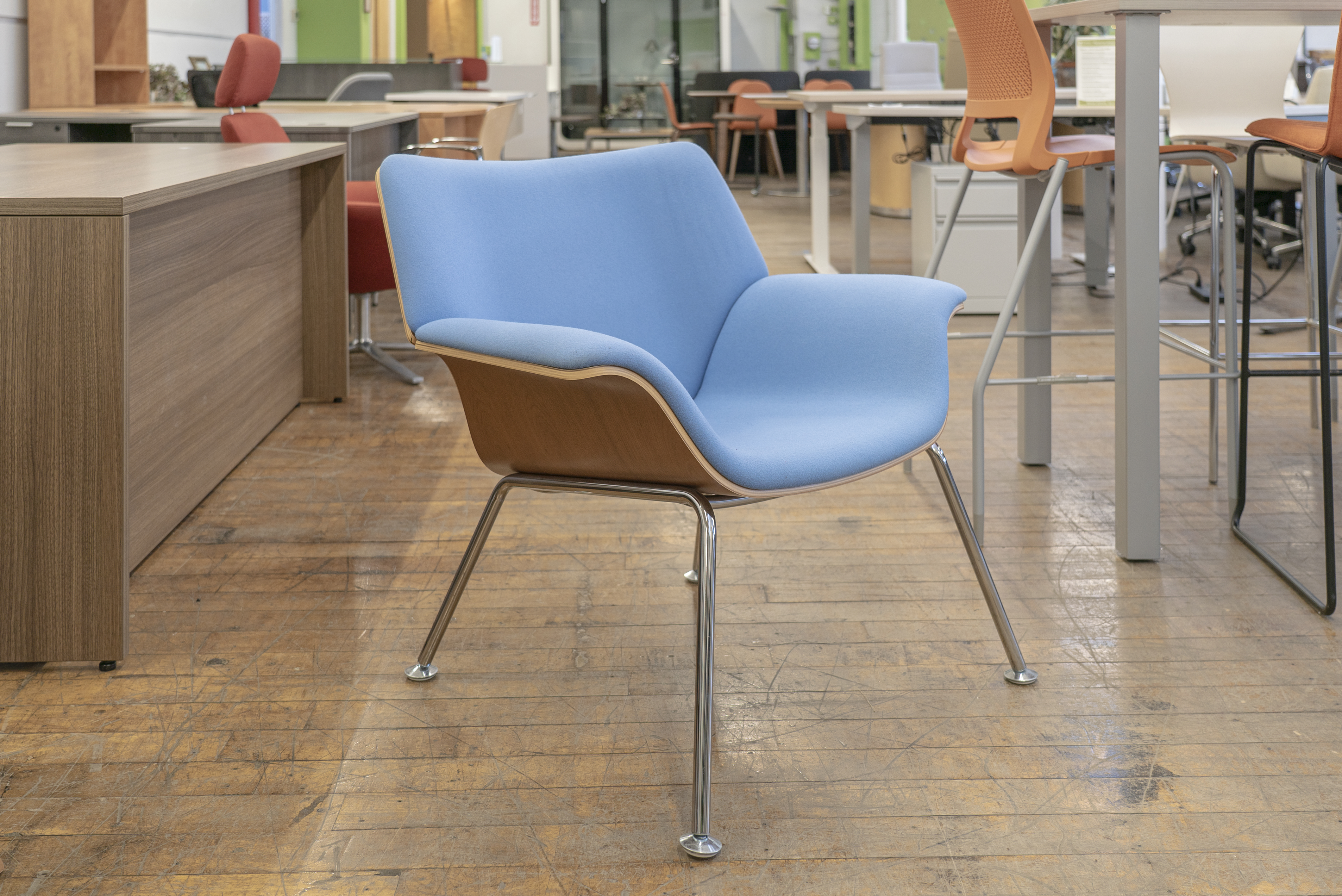 herman-miller-swoop-lounge-chairs