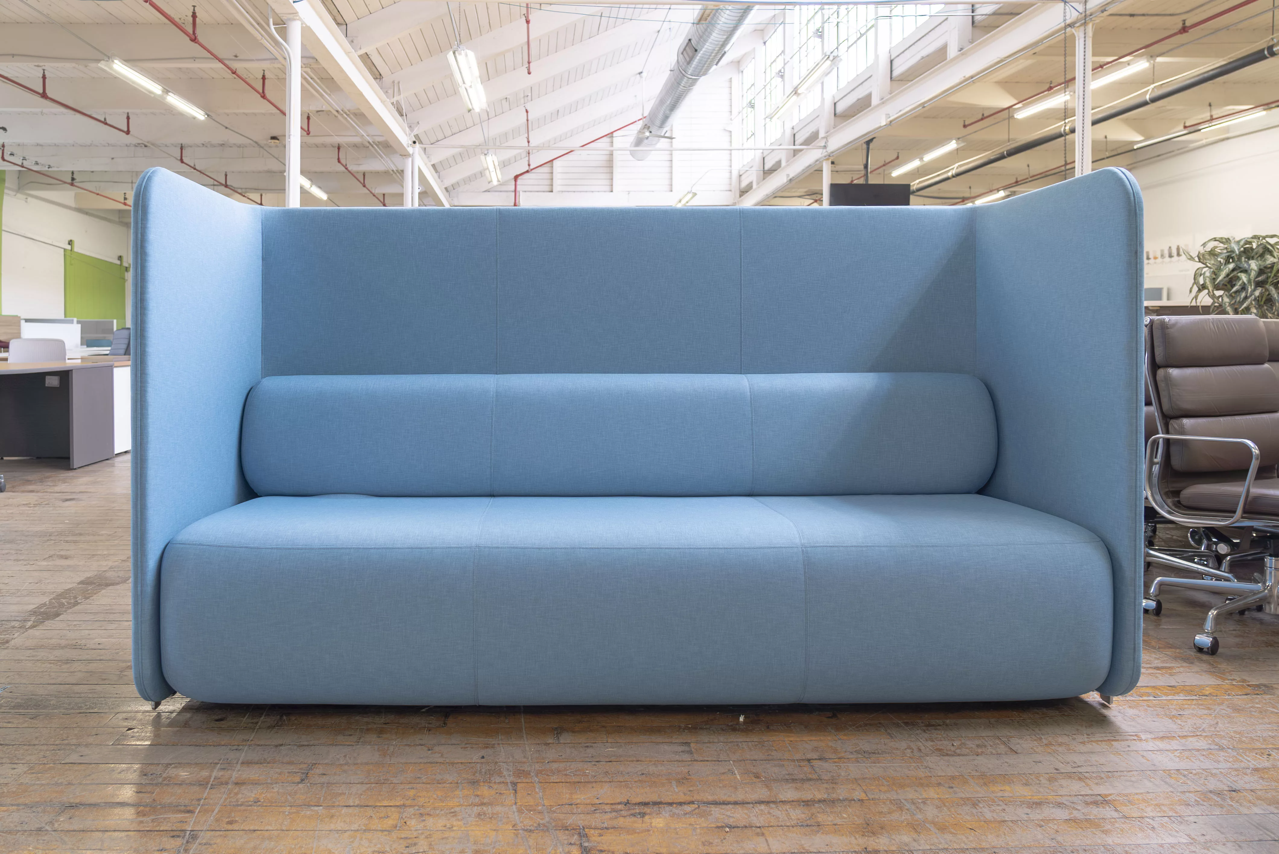 bernhardt-design-code-3-seat-blue-privacy-lounge-sofas