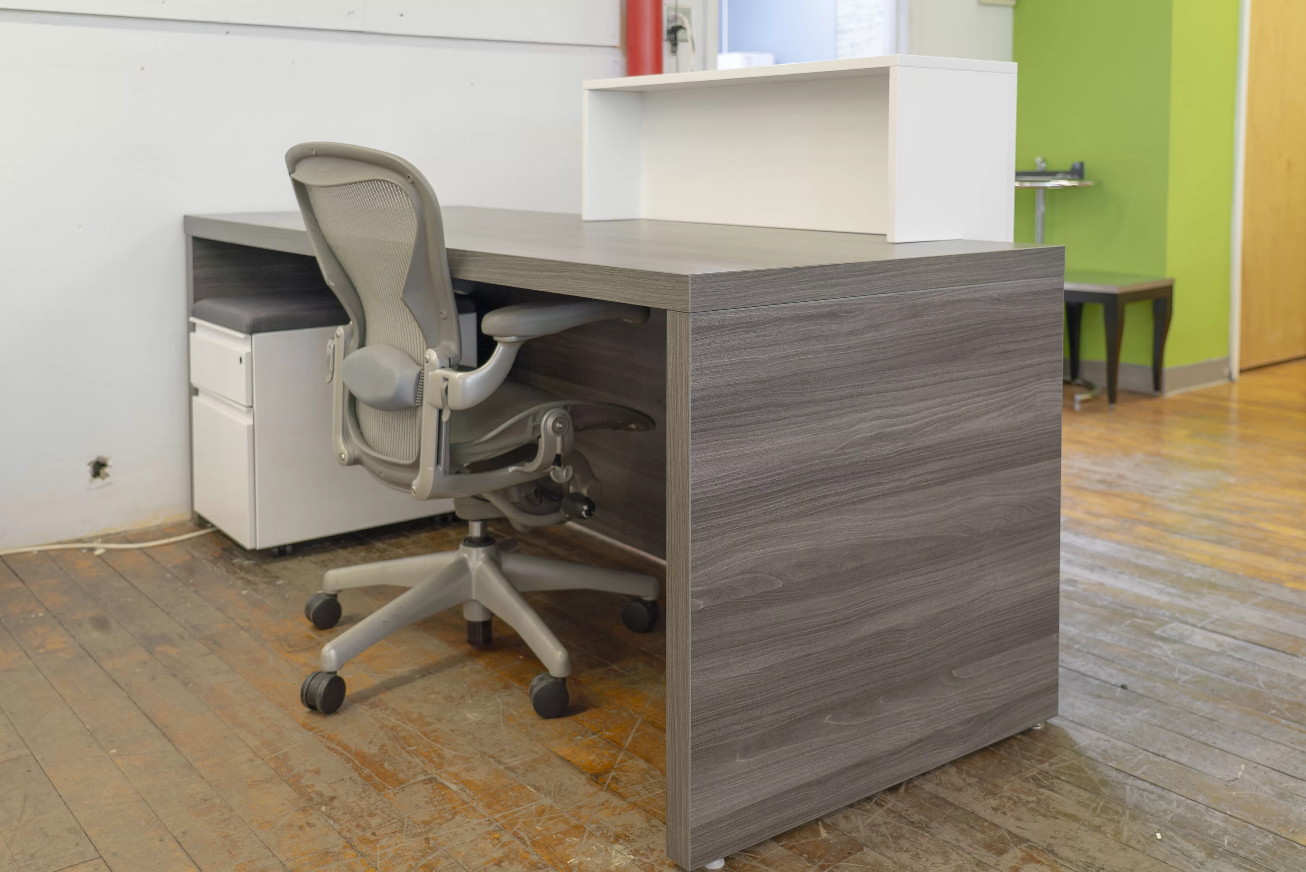 custom-laminate-modern-reception-desk