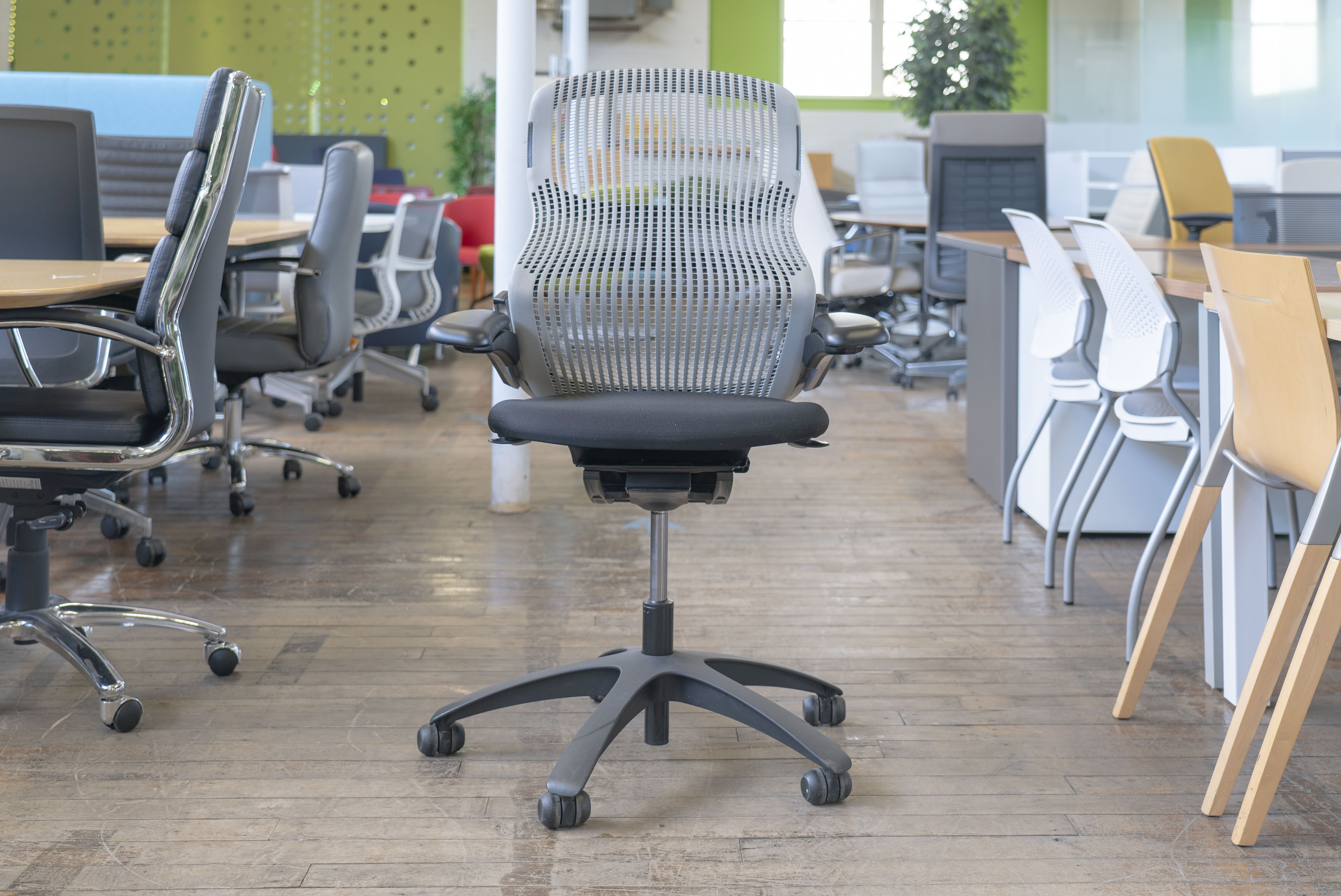 knoll-generation-chairs