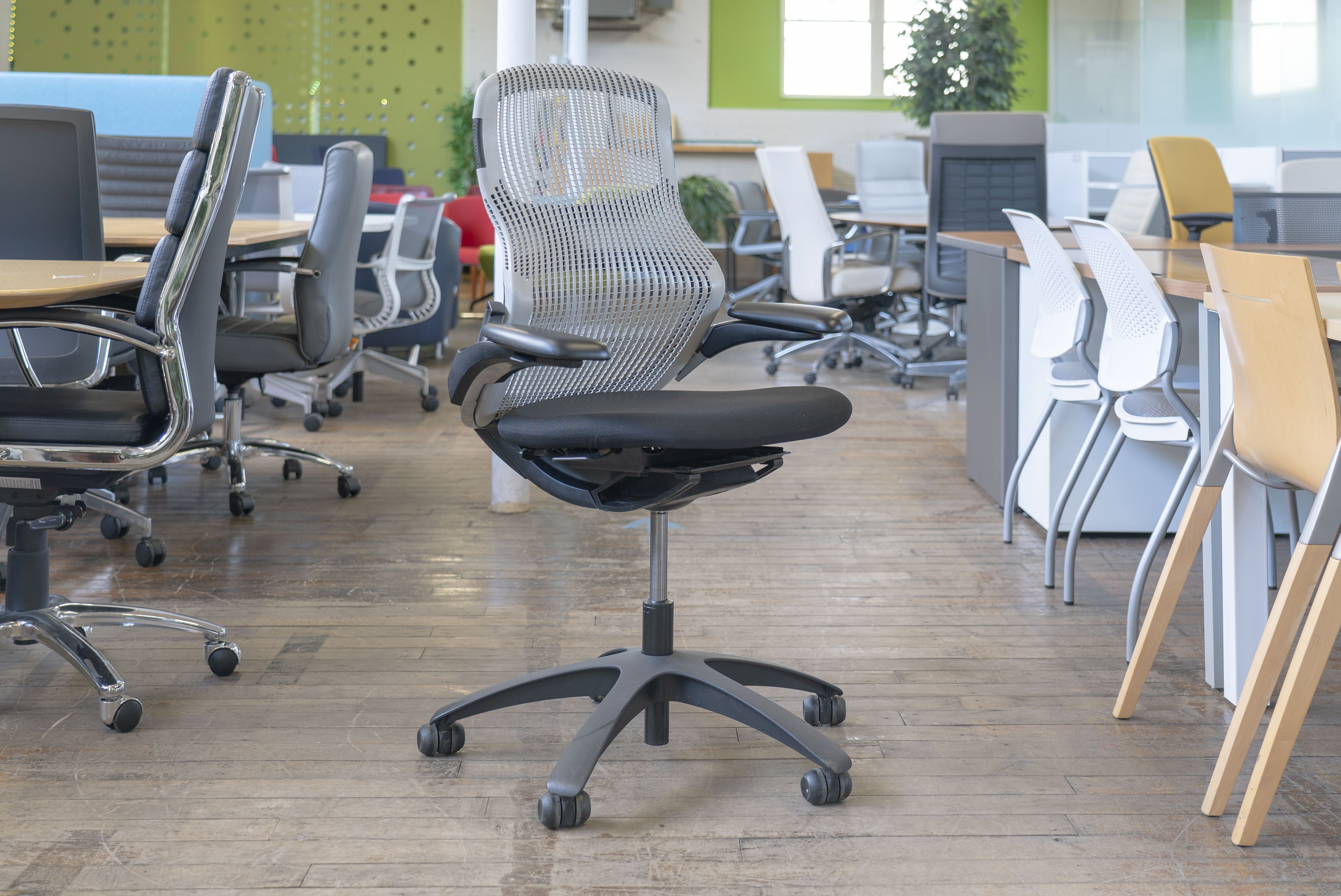 knoll-generation-chairs