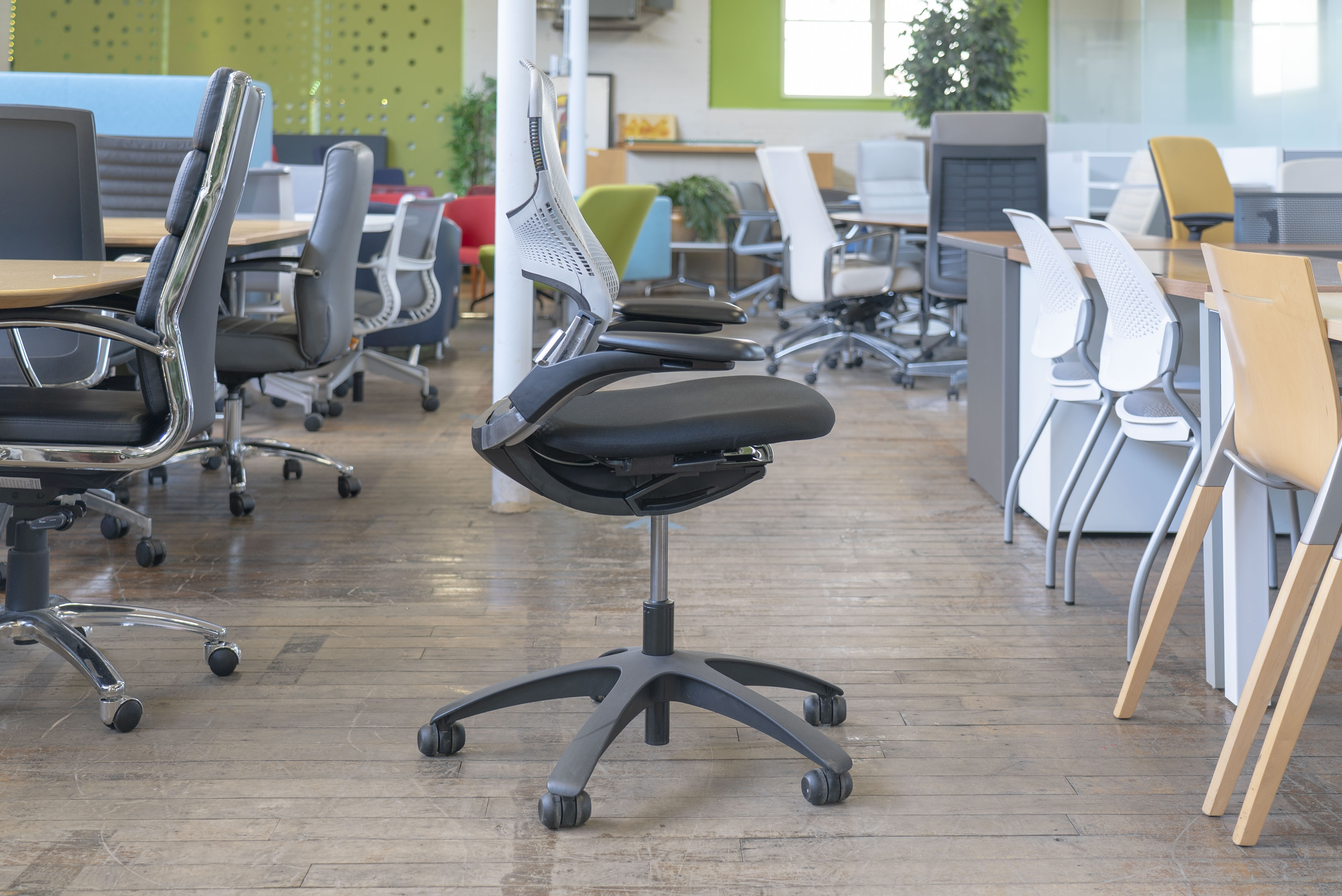 knoll-generation-chairs