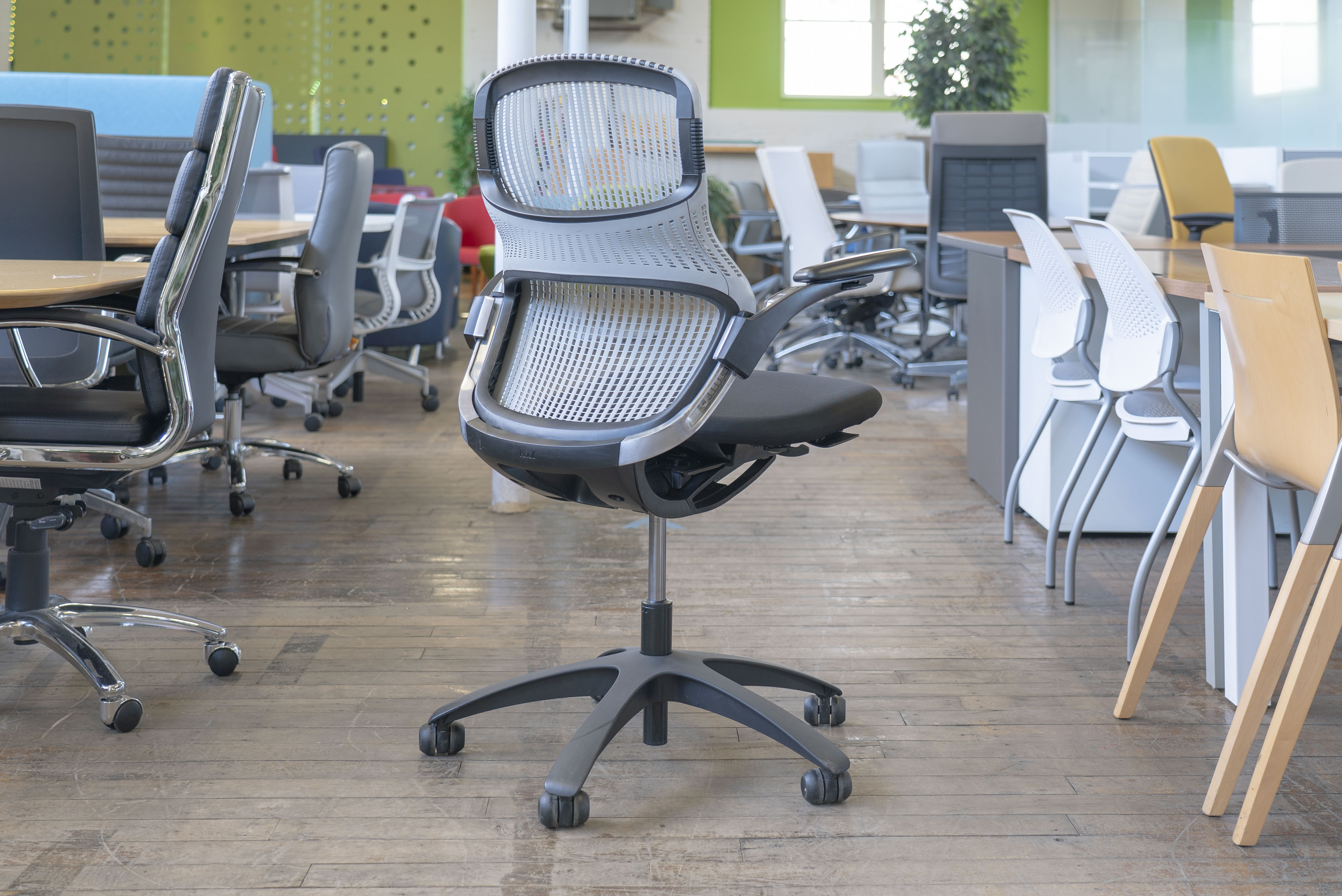 knoll-generation-chairs