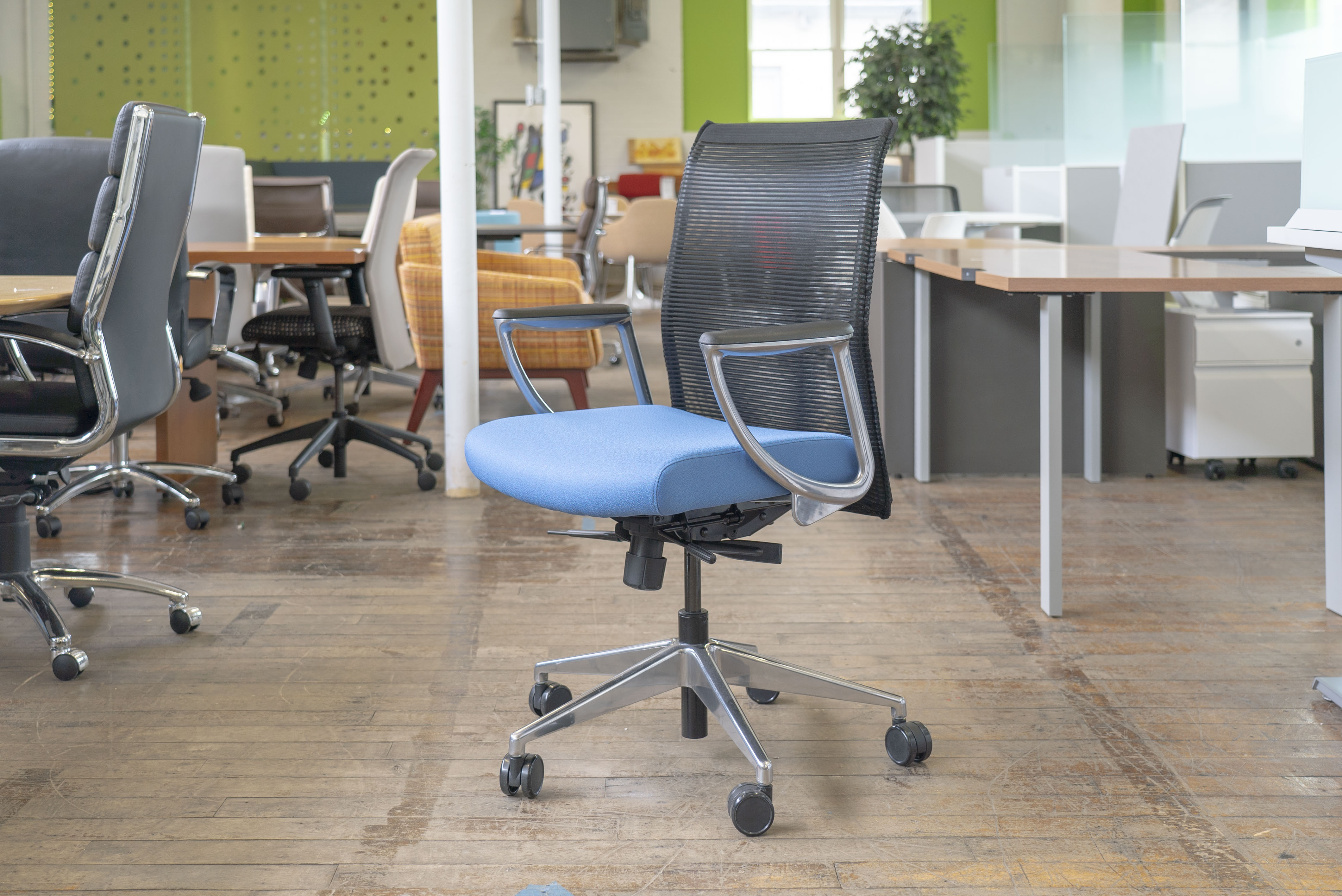 allseating-zip-mesh-back-conference-chairs