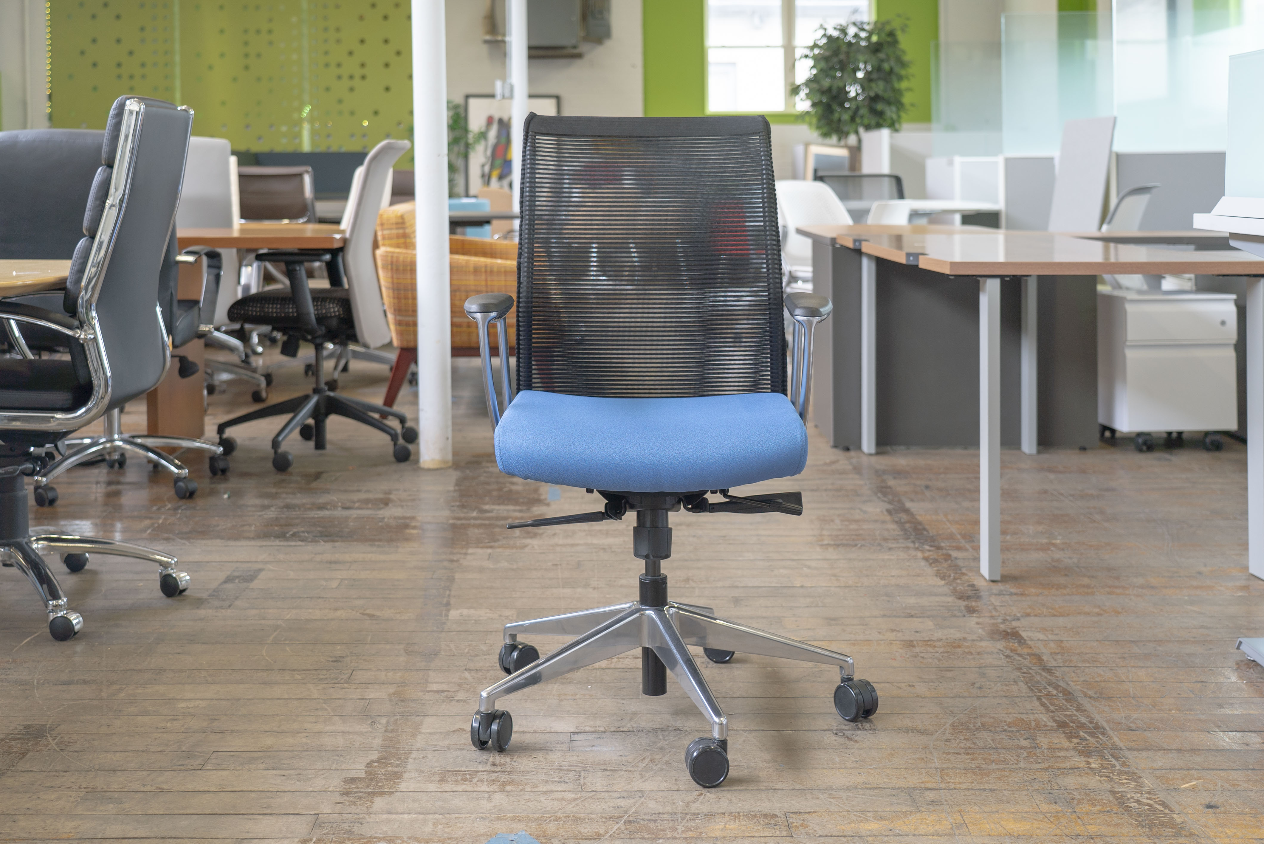 allseating-zip-mesh-back-conference-chairs