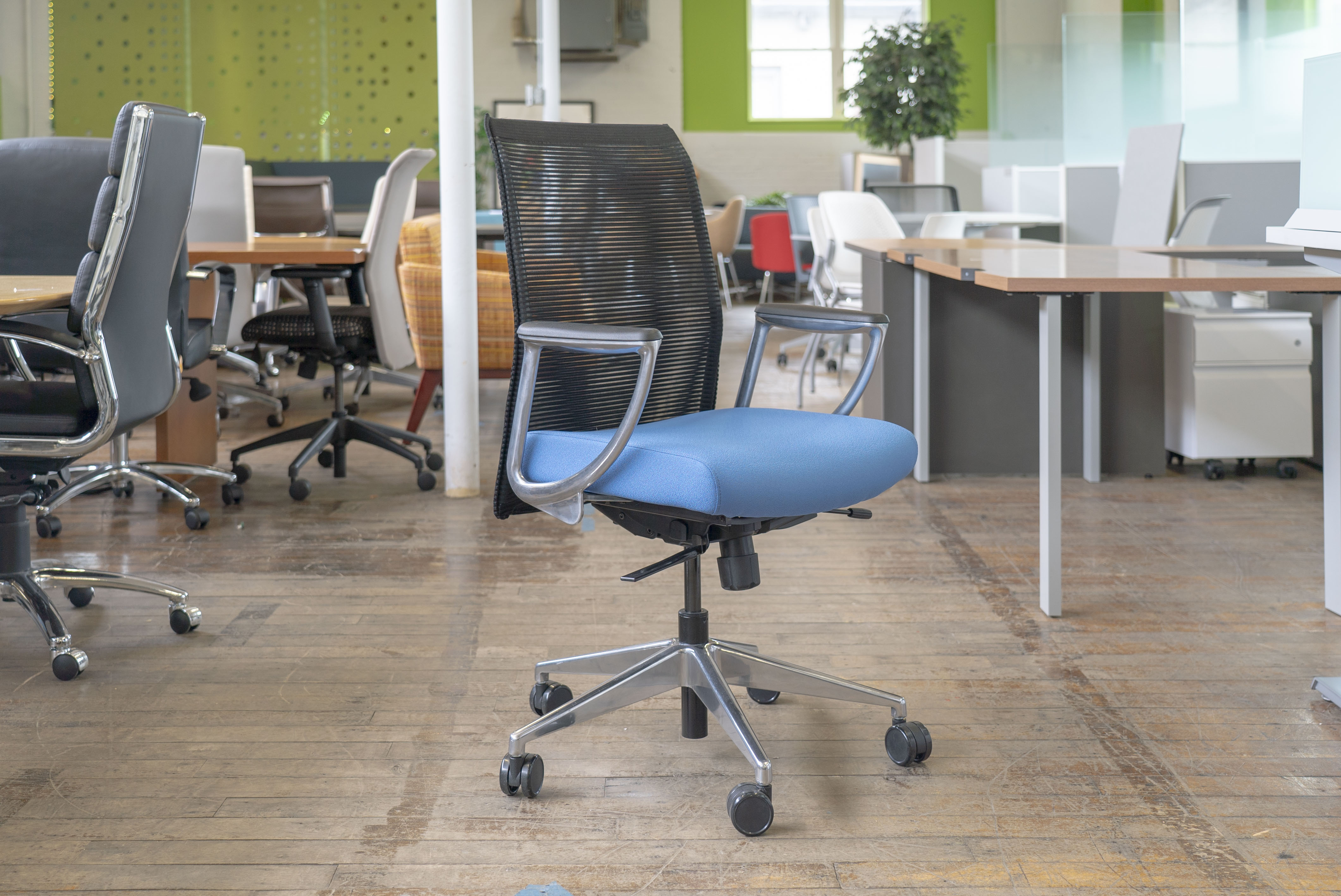 allseating-zip-mesh-back-conference-chairs