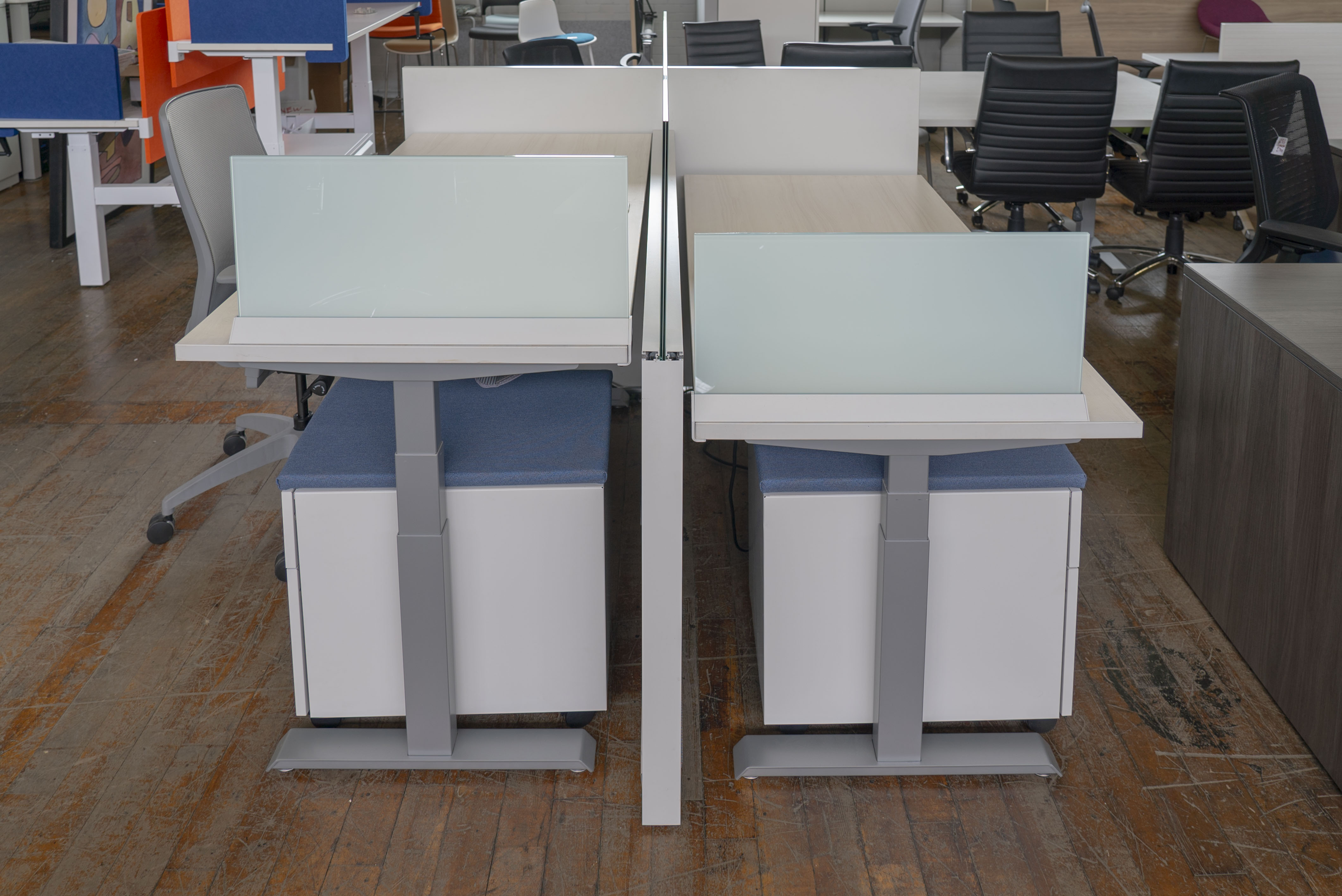 allsteel-mural-benching-6-workstation-pods