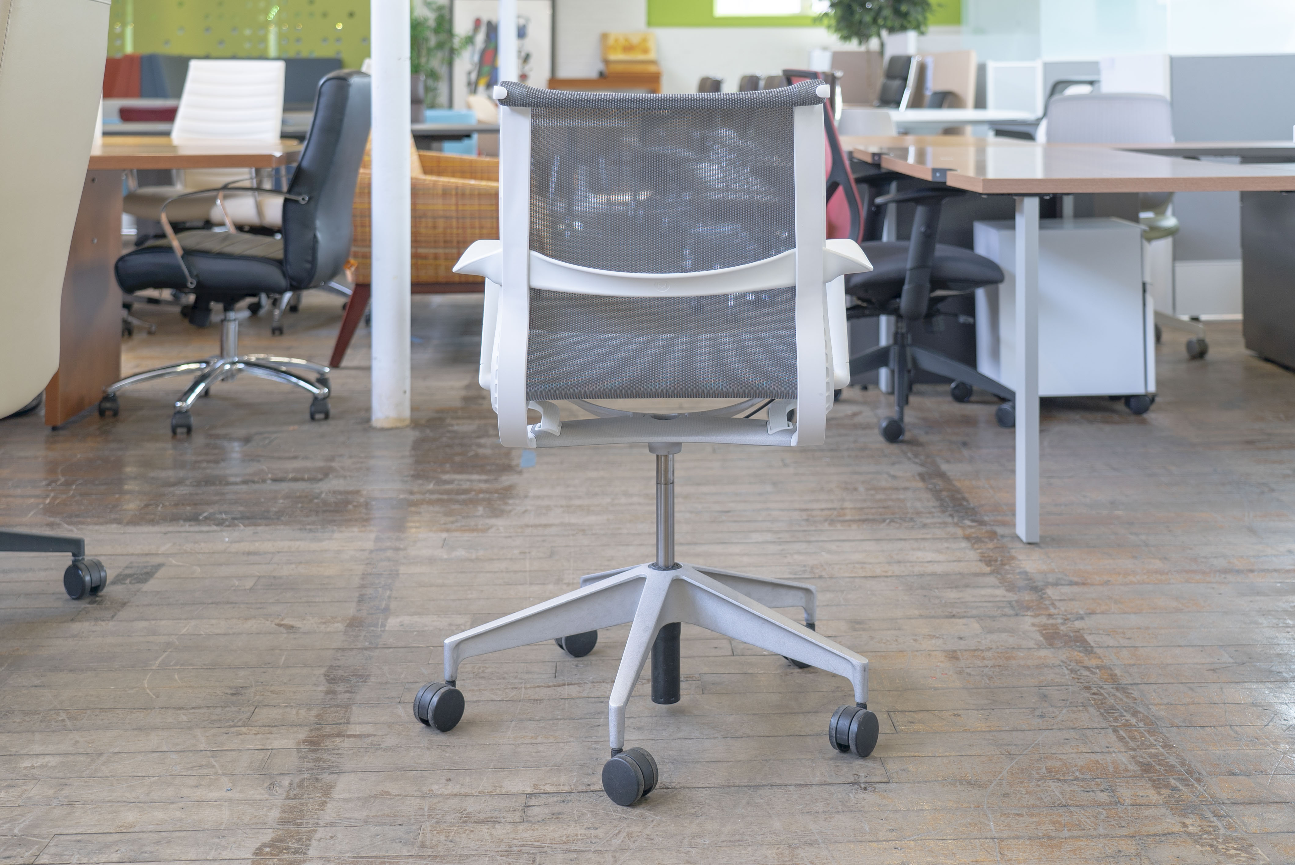 herman-miller-setu-conference-chairs